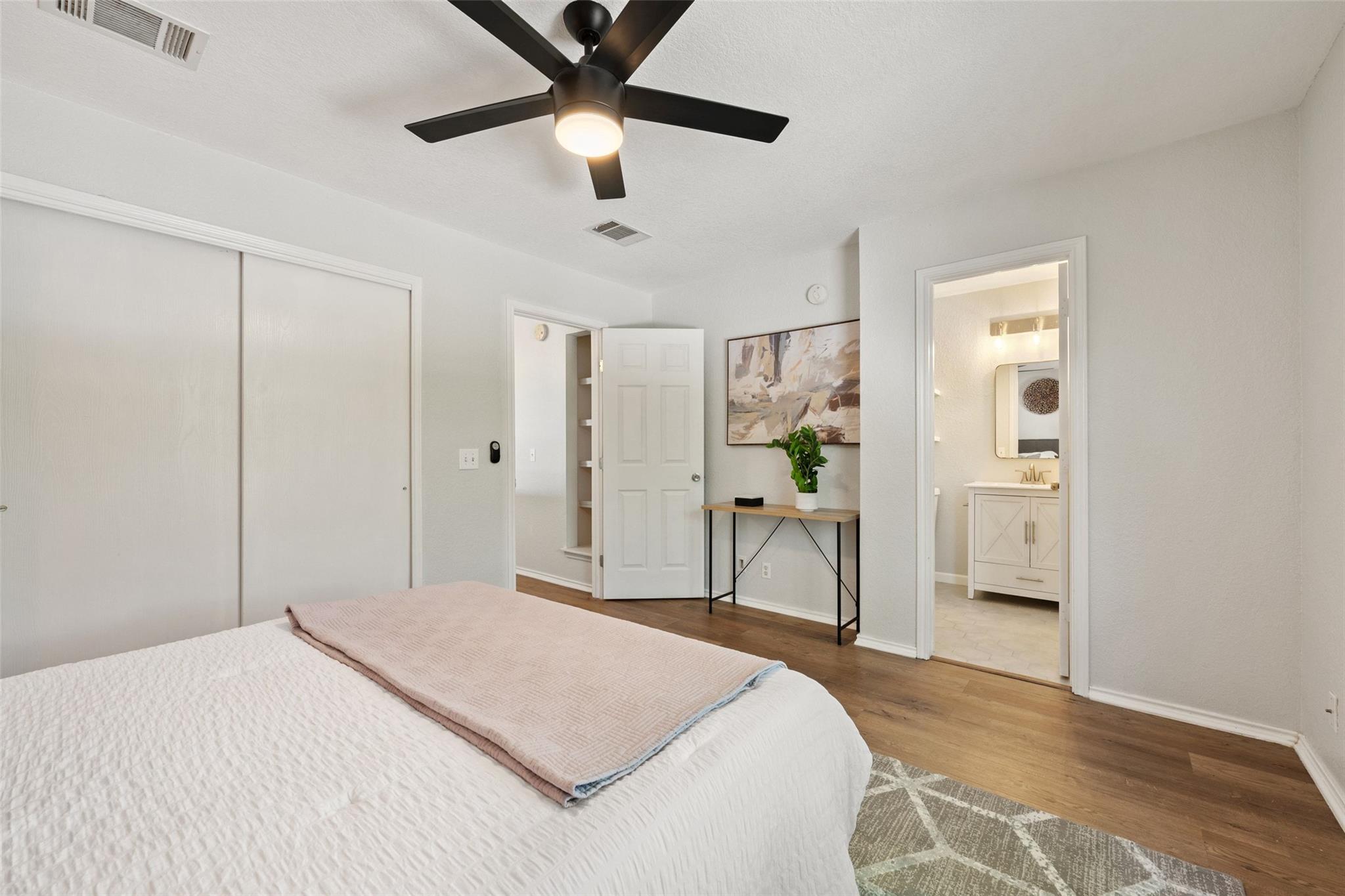4529 Best Way Property Photo 11