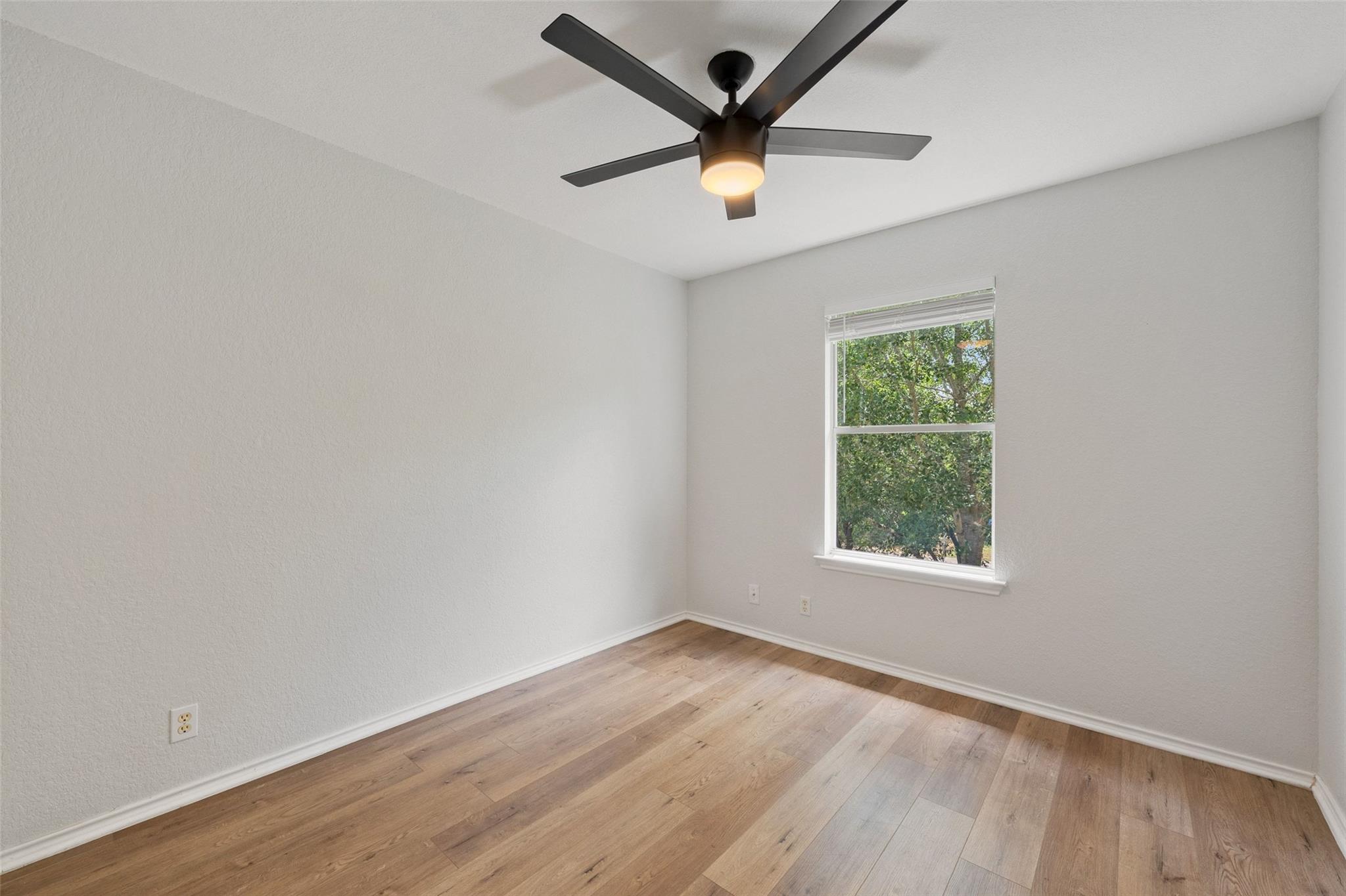 4529 Best Way Property Photo 13