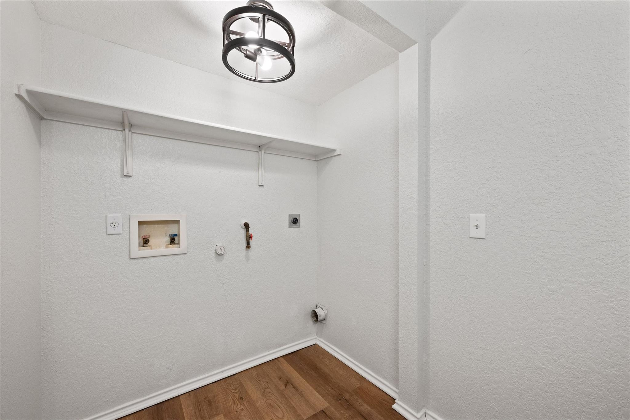 4529 Best Way Property Photo 31