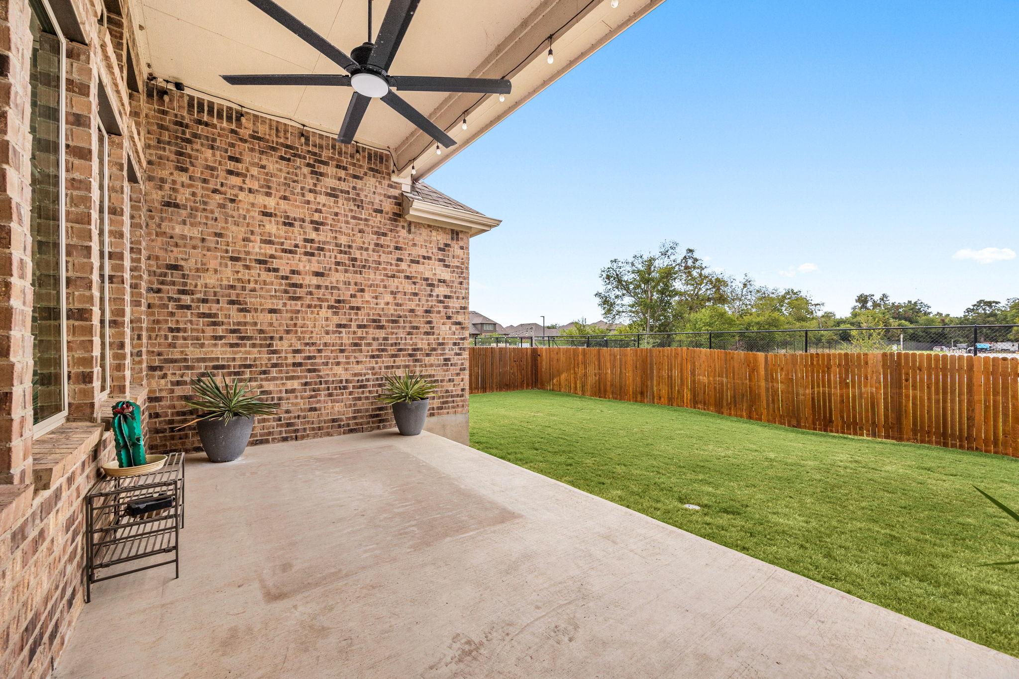 602 Pulitzer Dr Property Photo 29