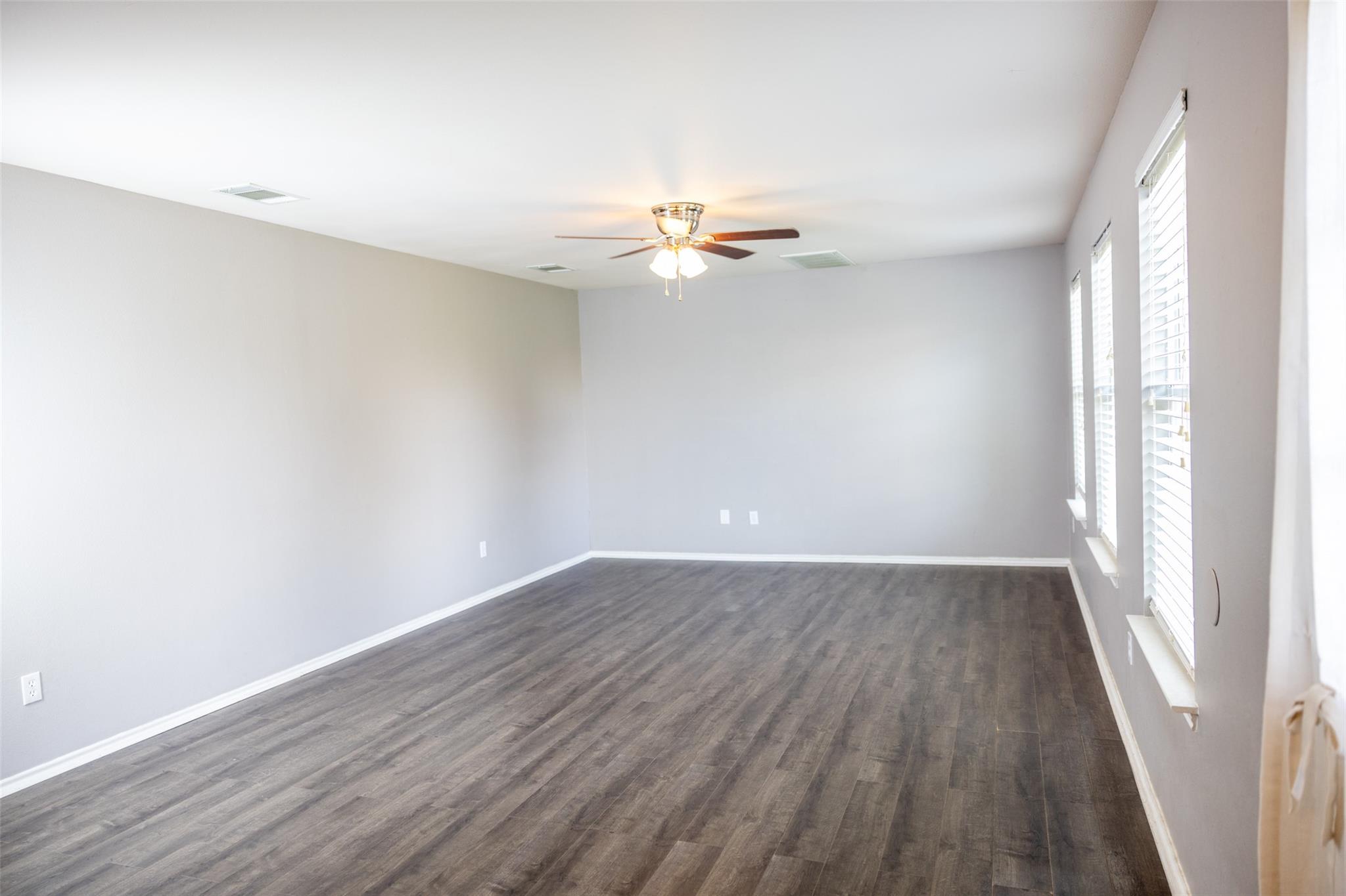 3931 Bonnie Ln Property Photo 7