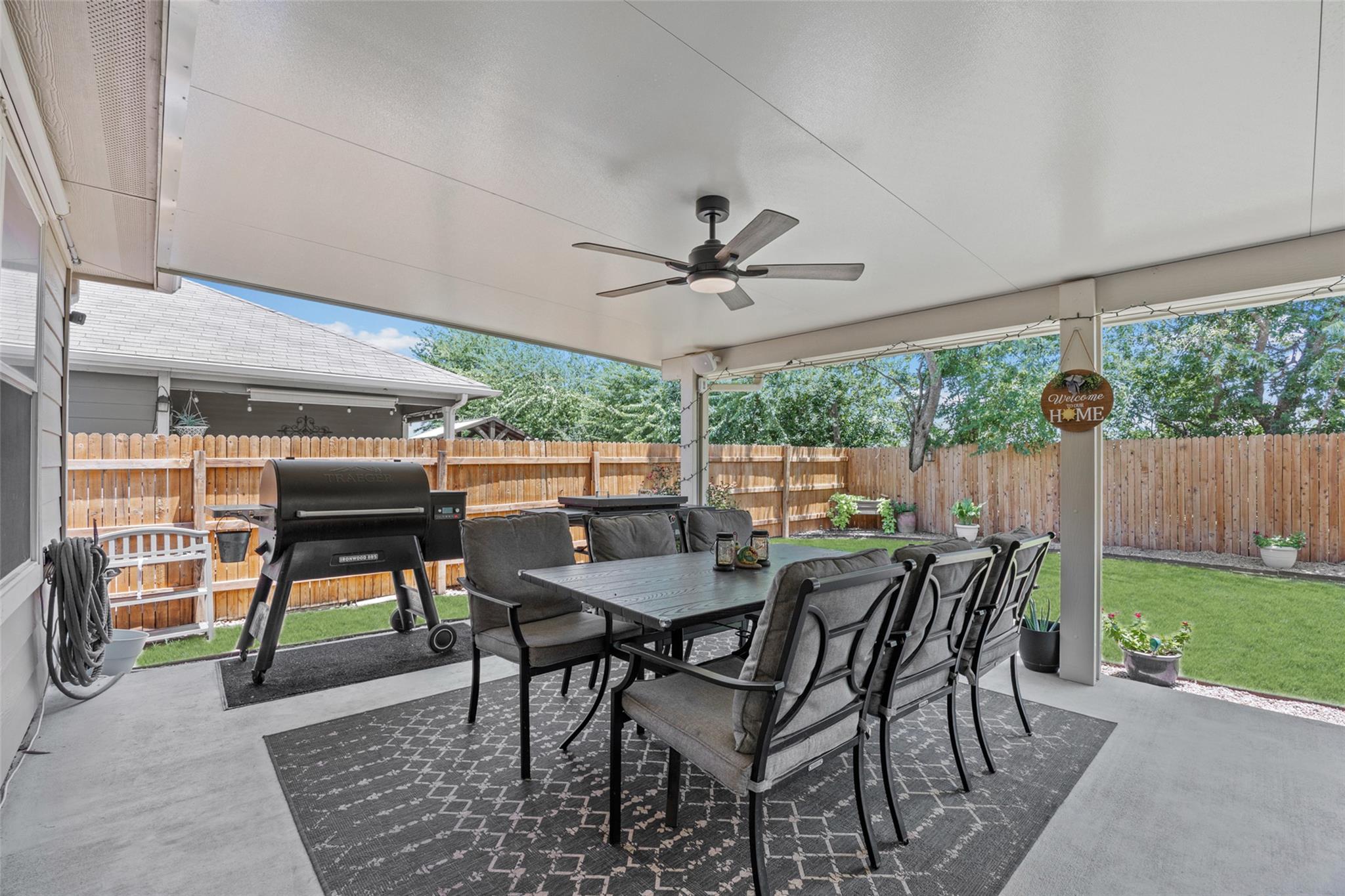 316 Cassandra Dr Property Photo 3