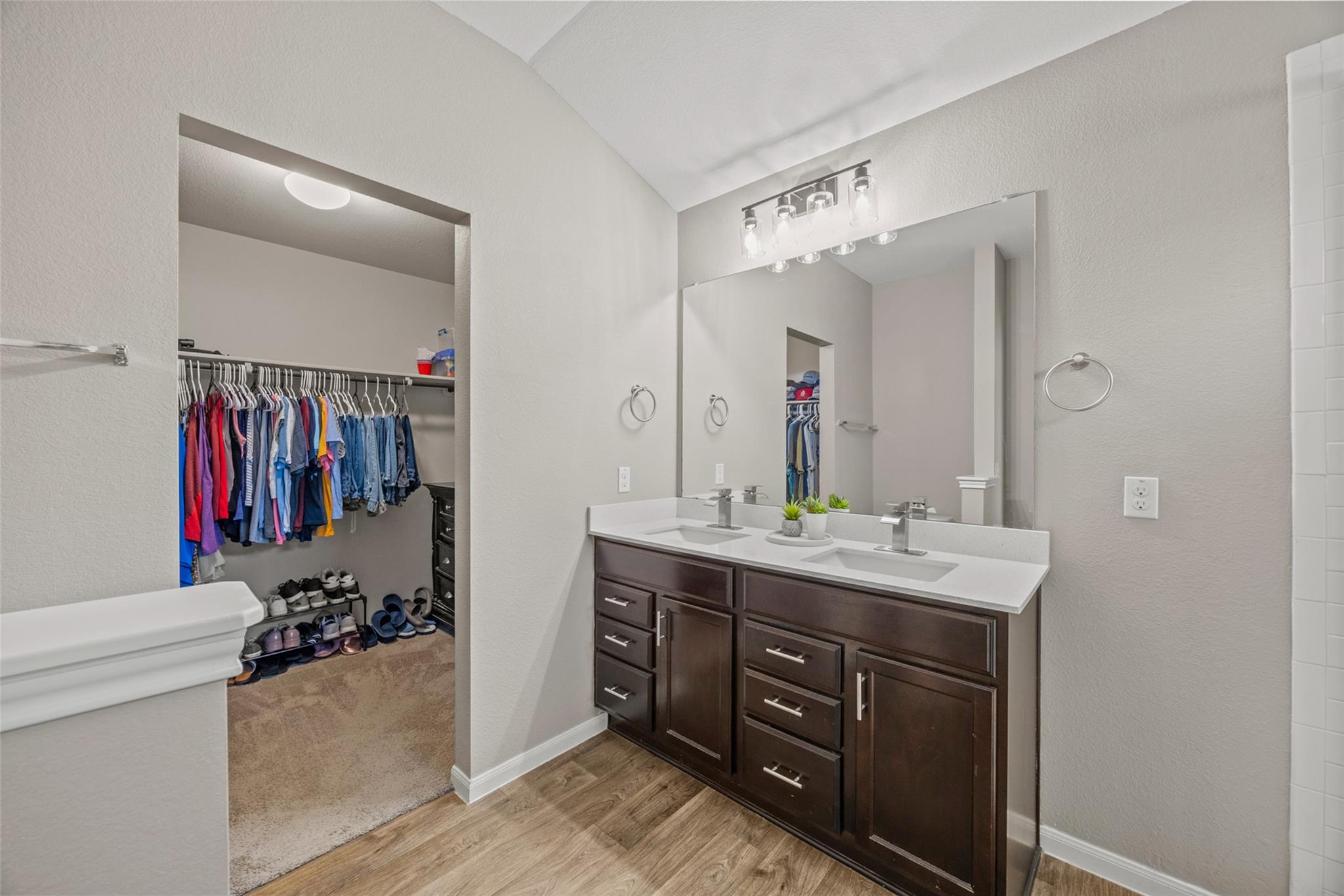316 Cassandra Dr Property Photo 15