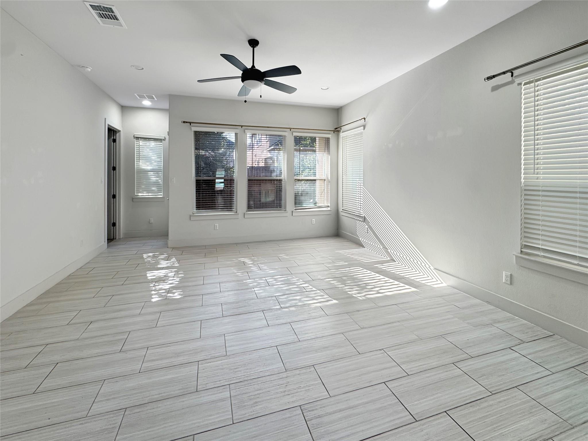 1220 Westborough Ln Property Photo 12