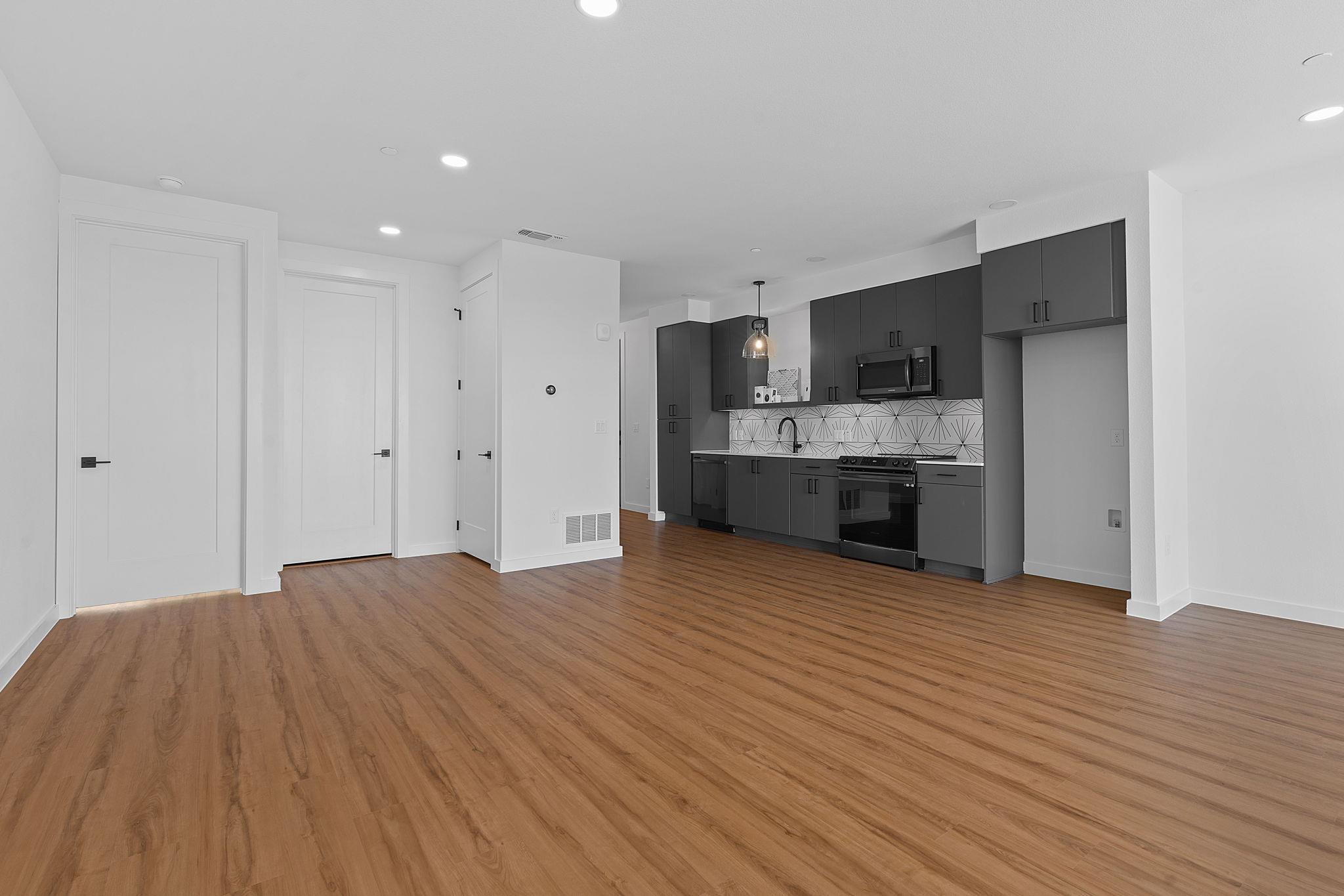 2165 Gabriels Pl #1313 Property Photo 7