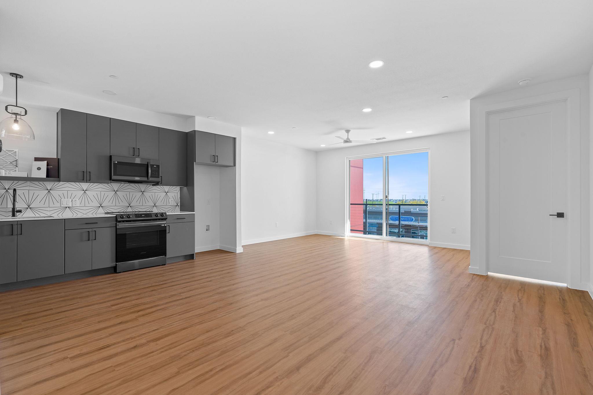 2165 Gabriels Pl #1313 Property Photo 8