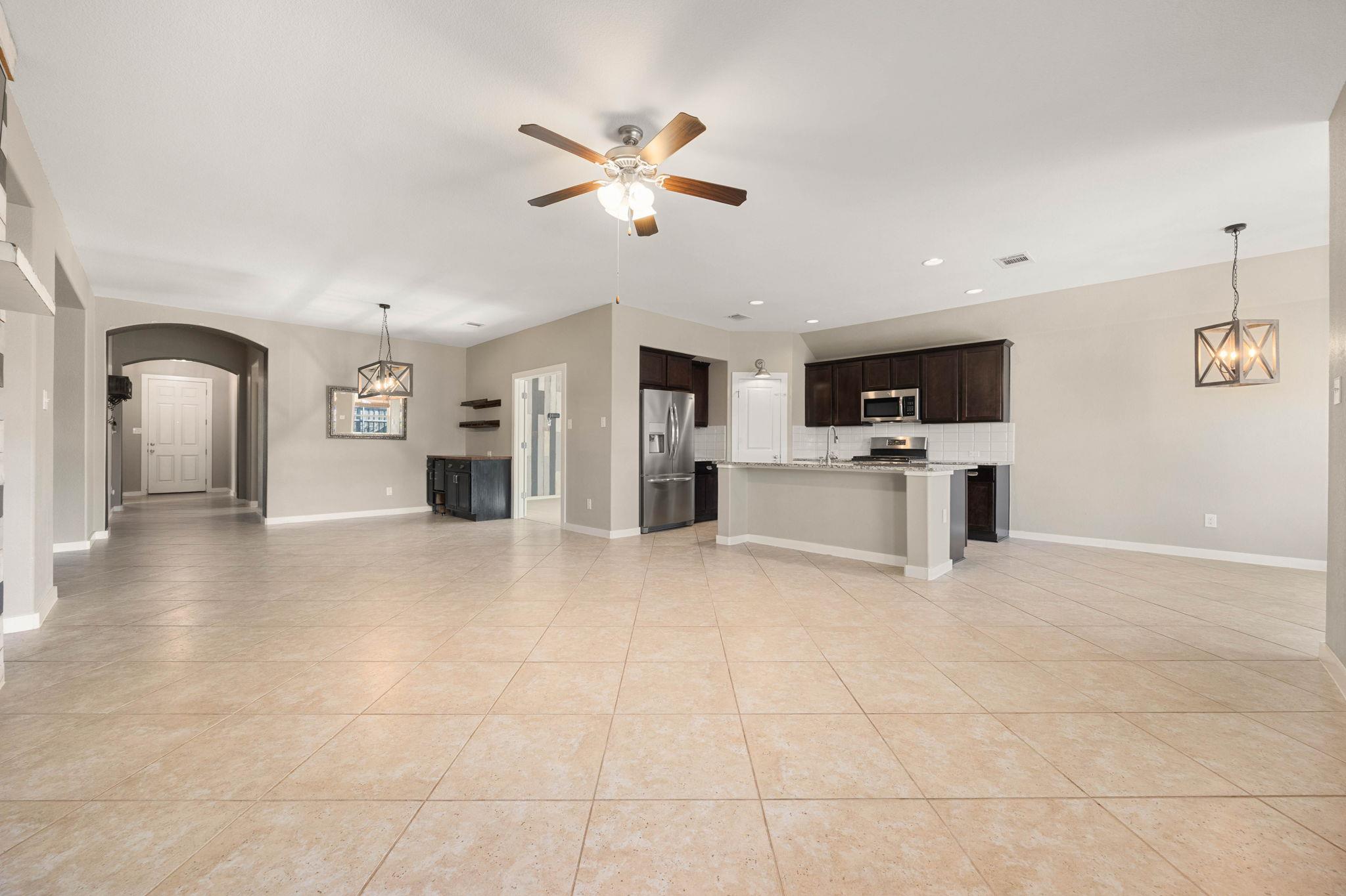 130 Starboard Ln Property Photo 5