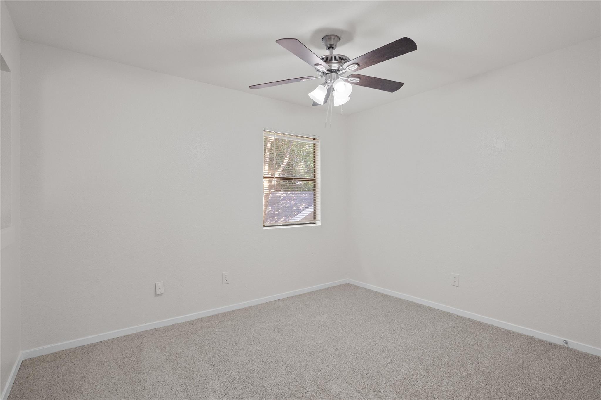 1808 Cinnamon Path Property Photo 9