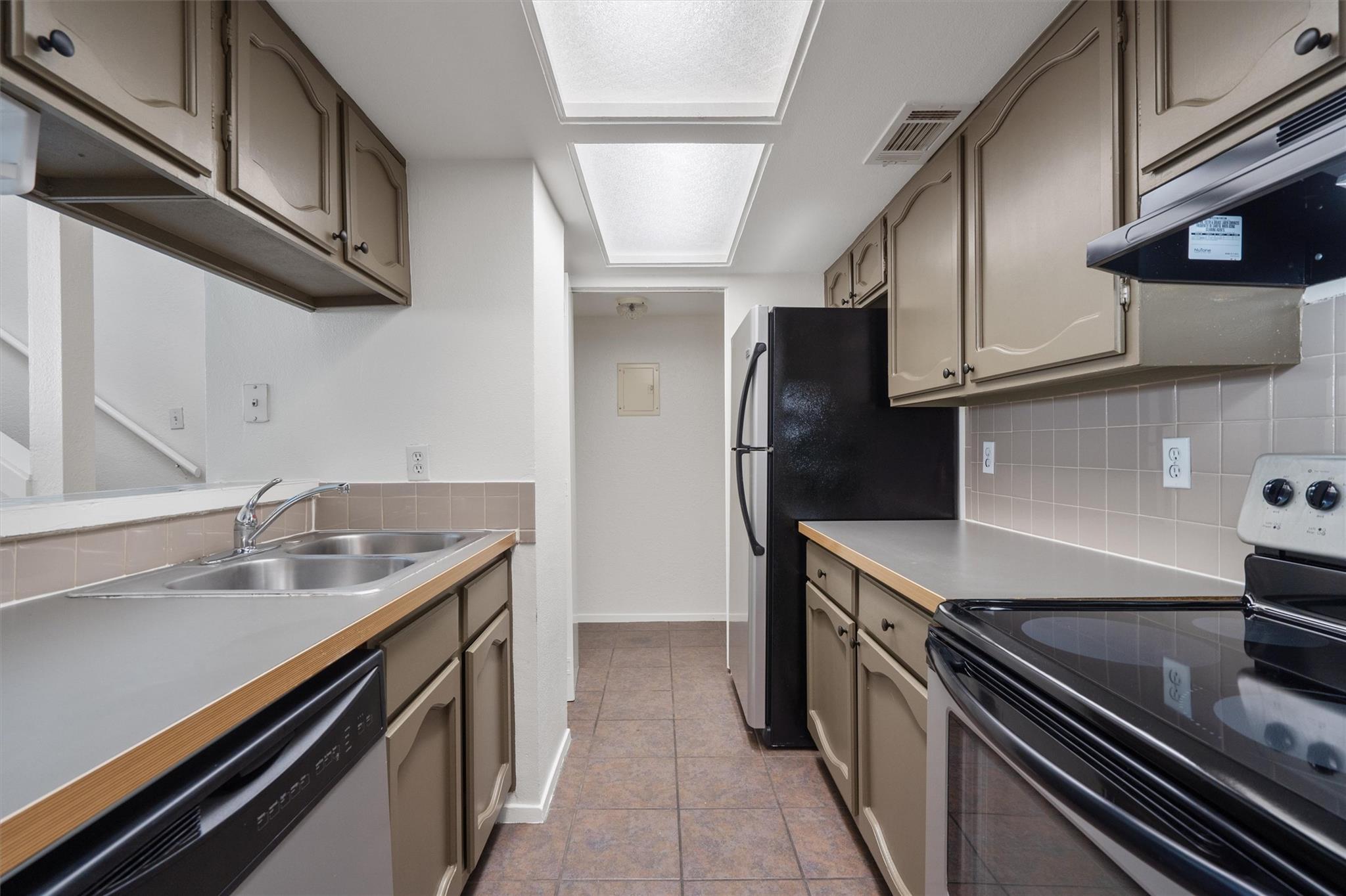 1808 Cinnamon Path Property Photo 22
