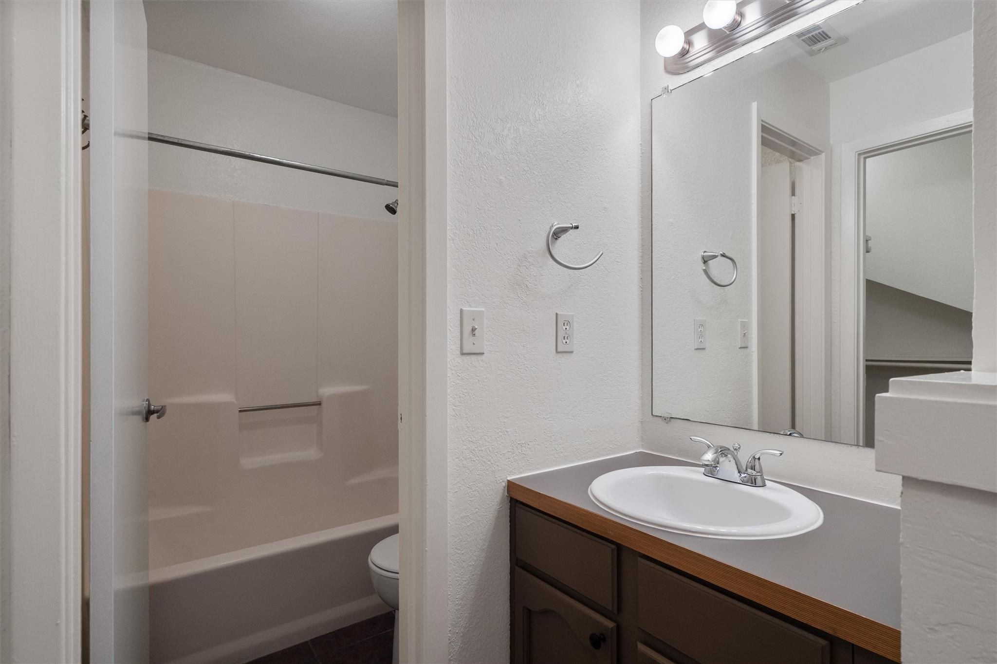 1808 Cinnamon Path Property Photo 28