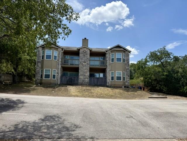7311 Oak Meadow Dr Property Photo 1