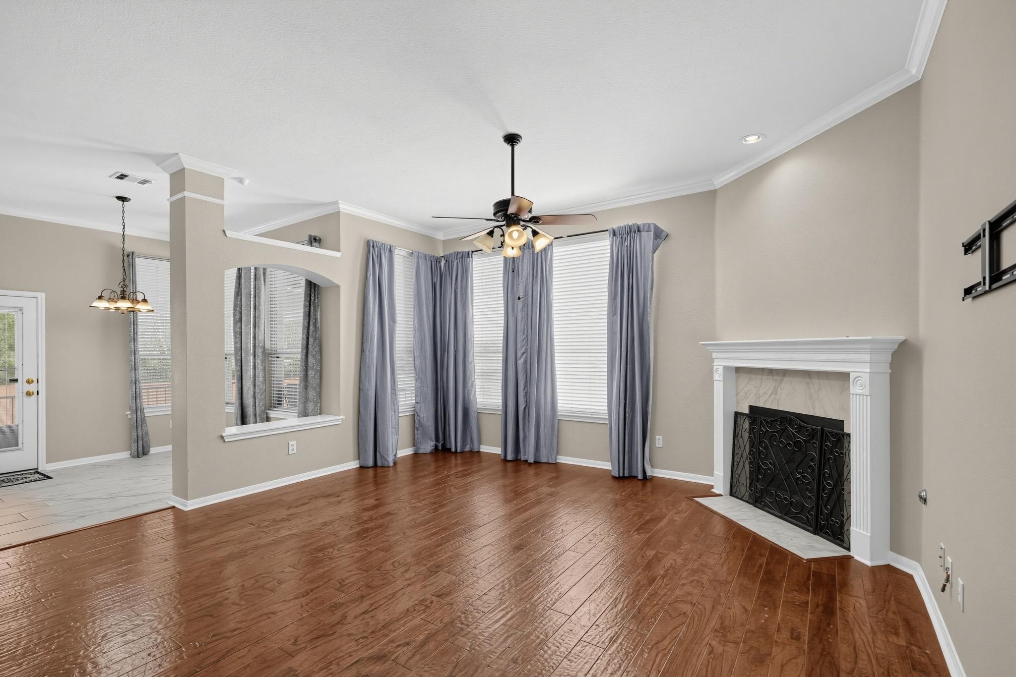 18101 Grafton Glen Cv Property Photo 5