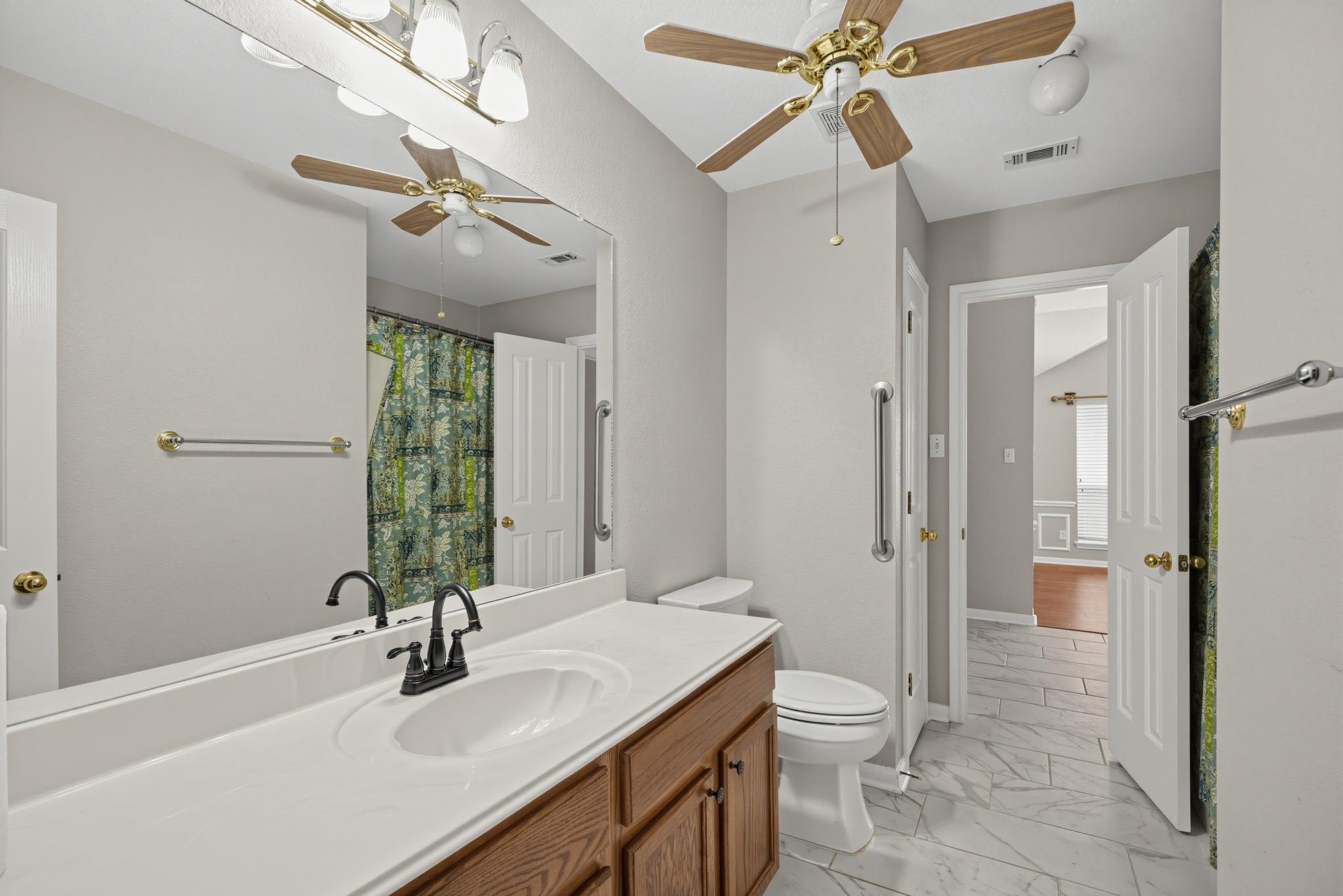 18101 Grafton Glen Cv Property Photo 9
