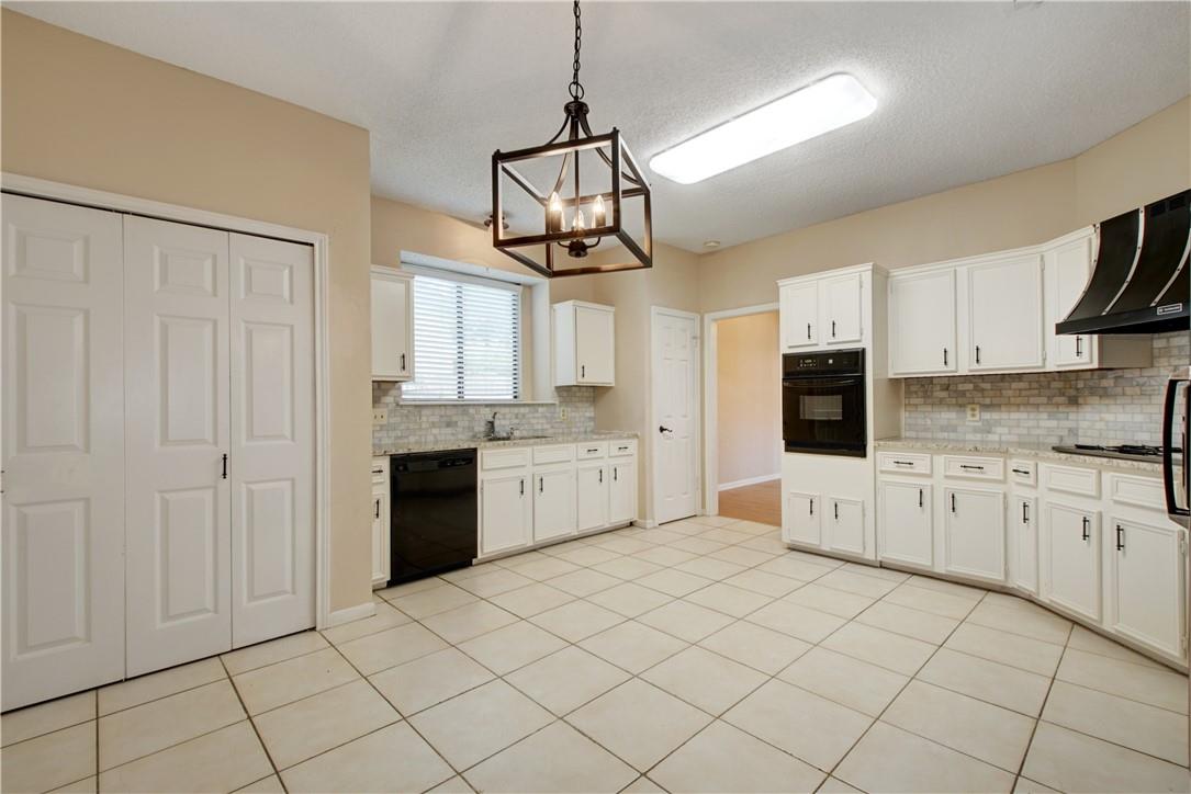 1713 Woodwind Ln Property Photo 6
