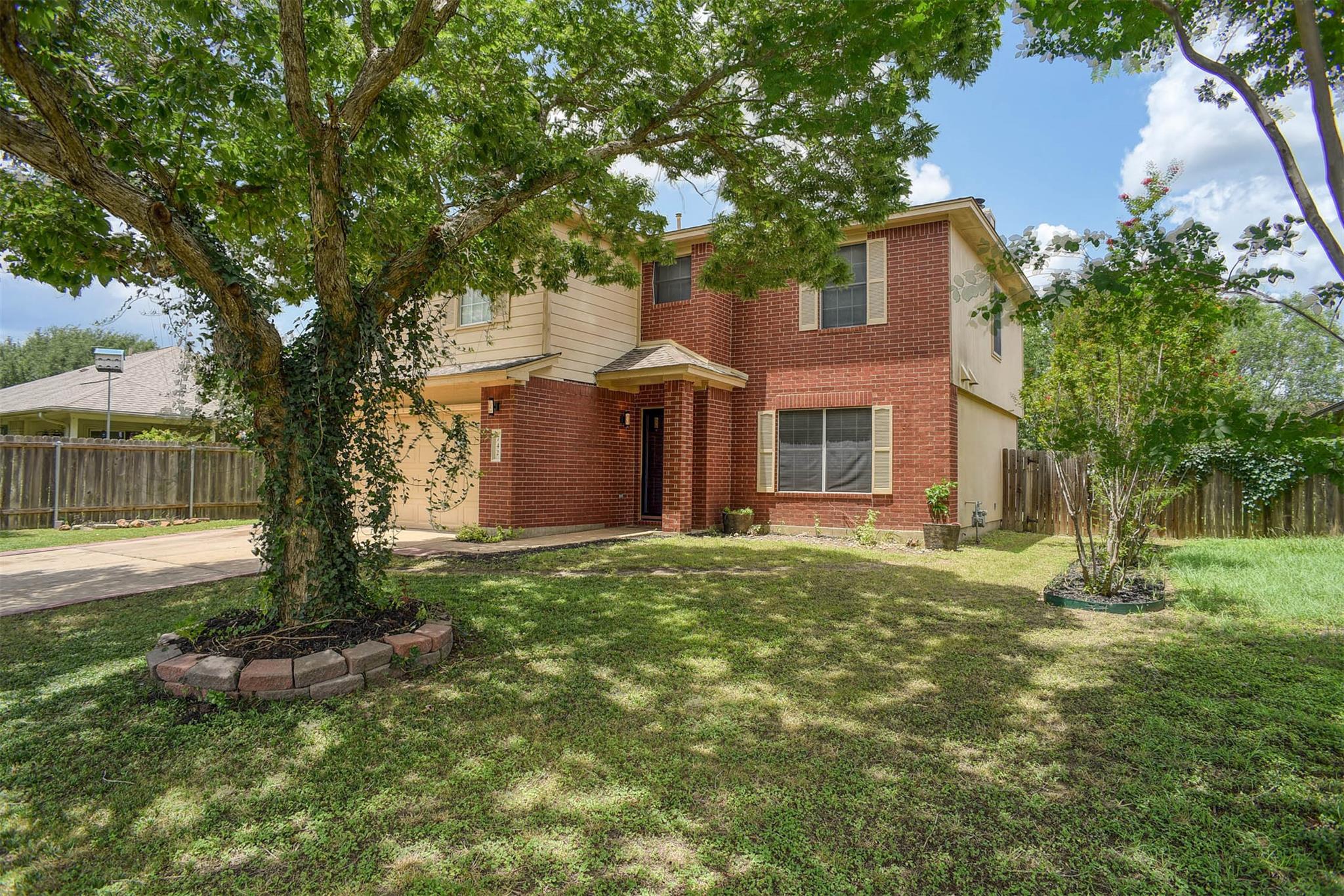 742 Annika Way Property Photo 1