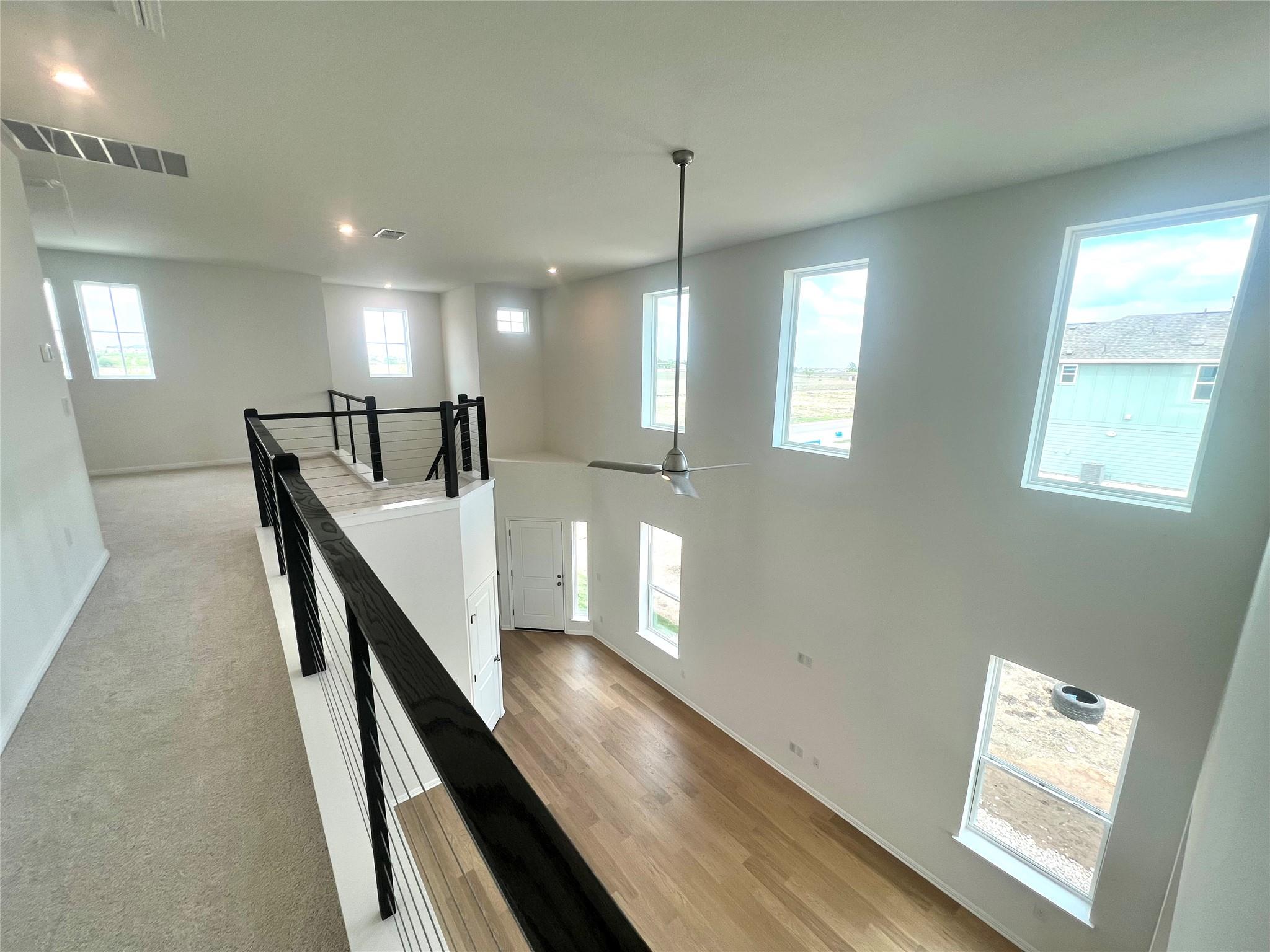 343 Young St Property Photo 11