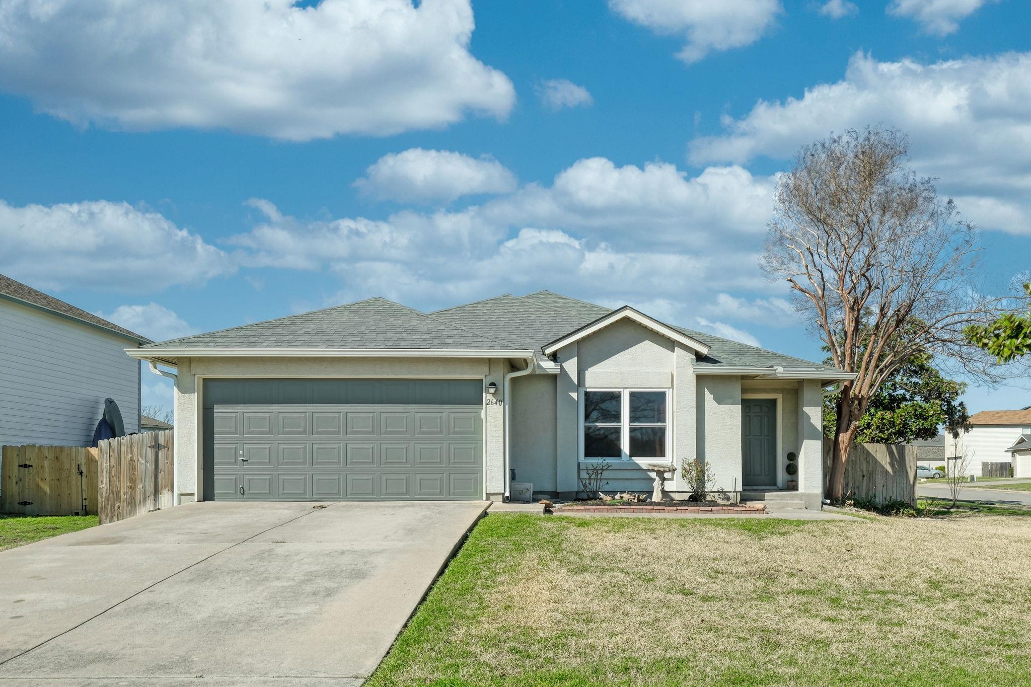 2640 Andres Way Property Photo 1