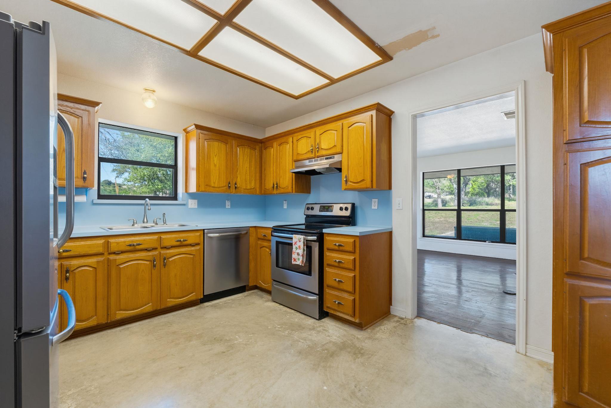 7122 Mountain View Dr Property Photo 9