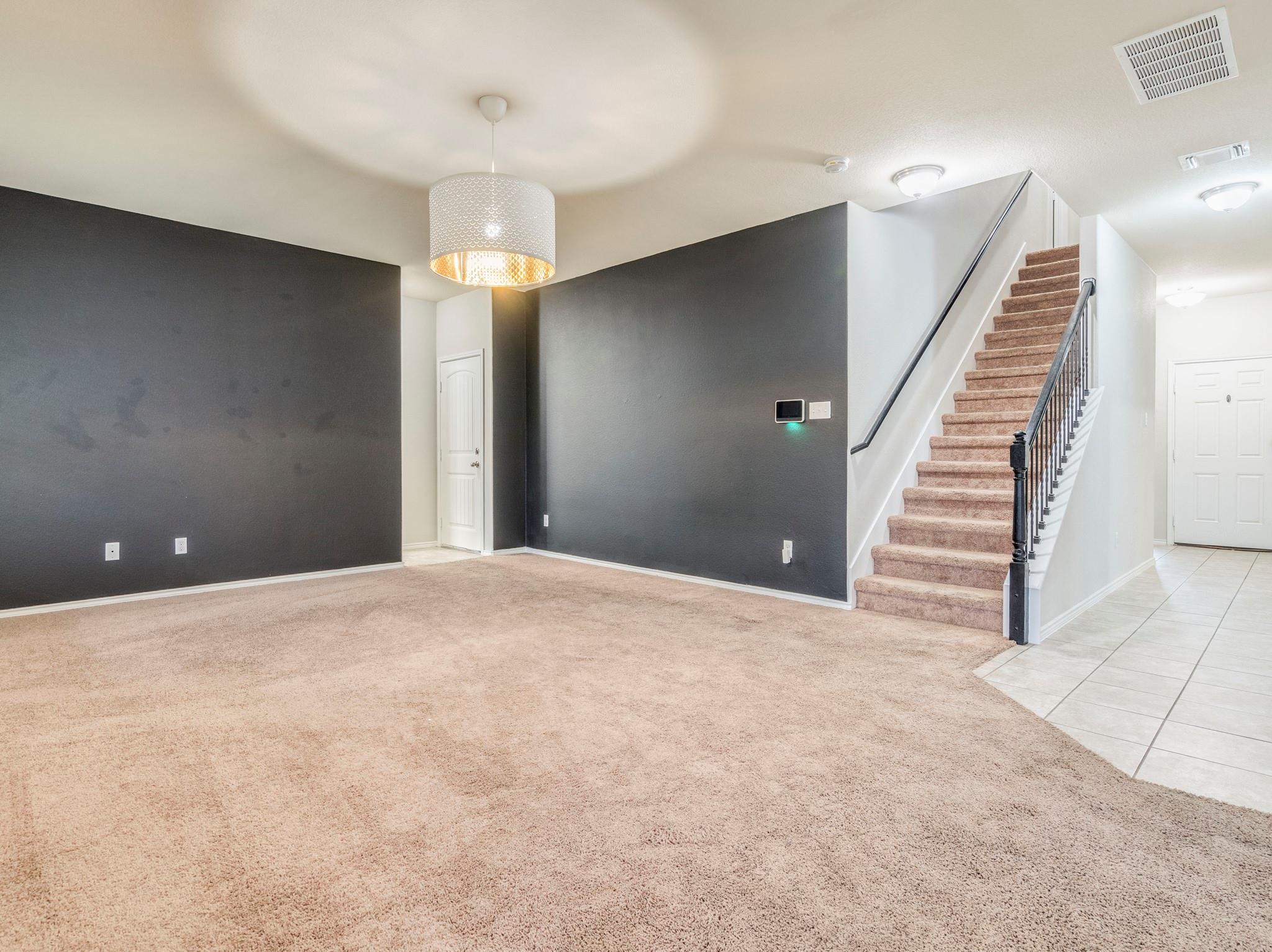 213 Ammonite Ln Property Photo 7