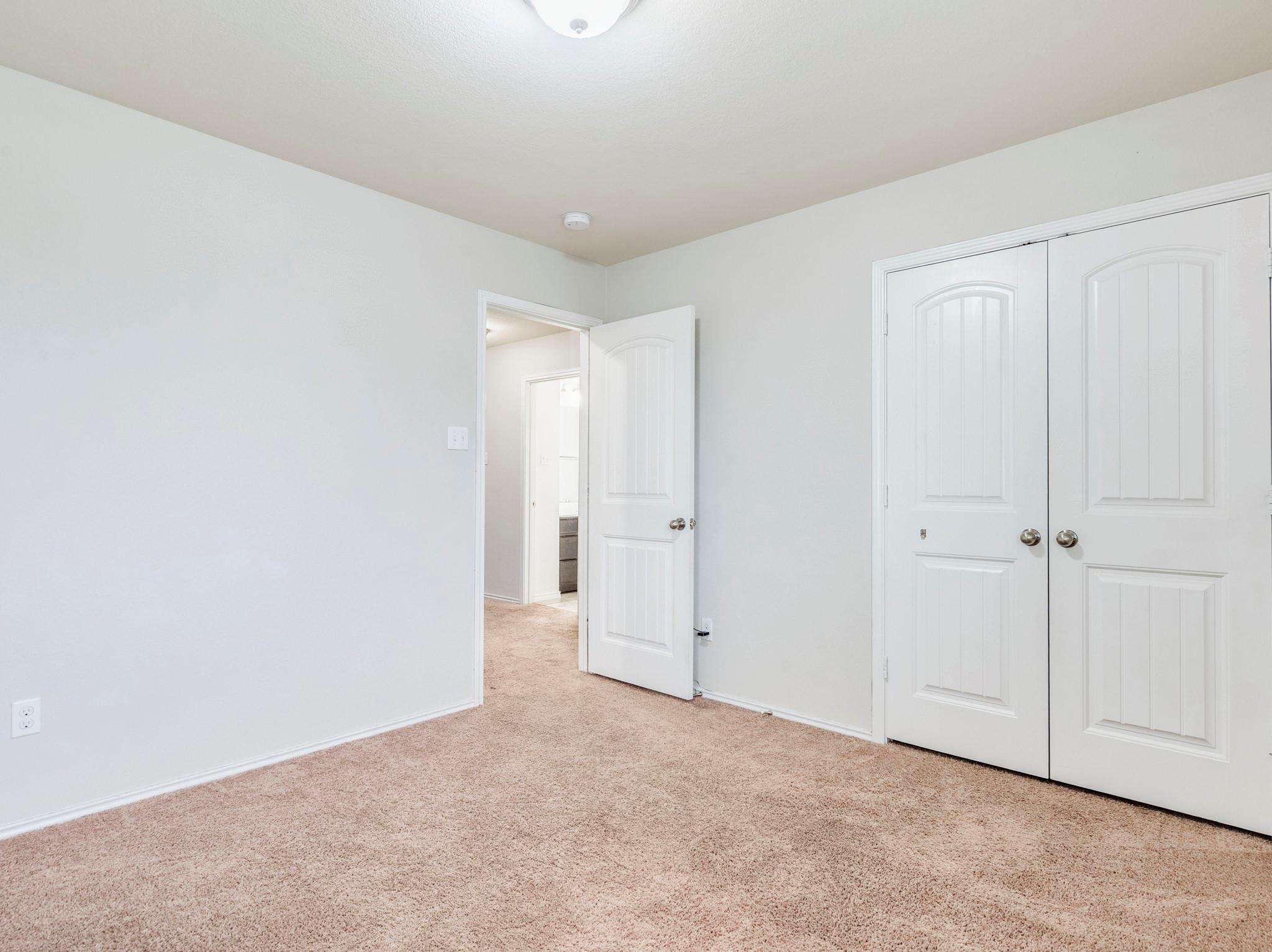 213 Ammonite Ln Property Photo 31