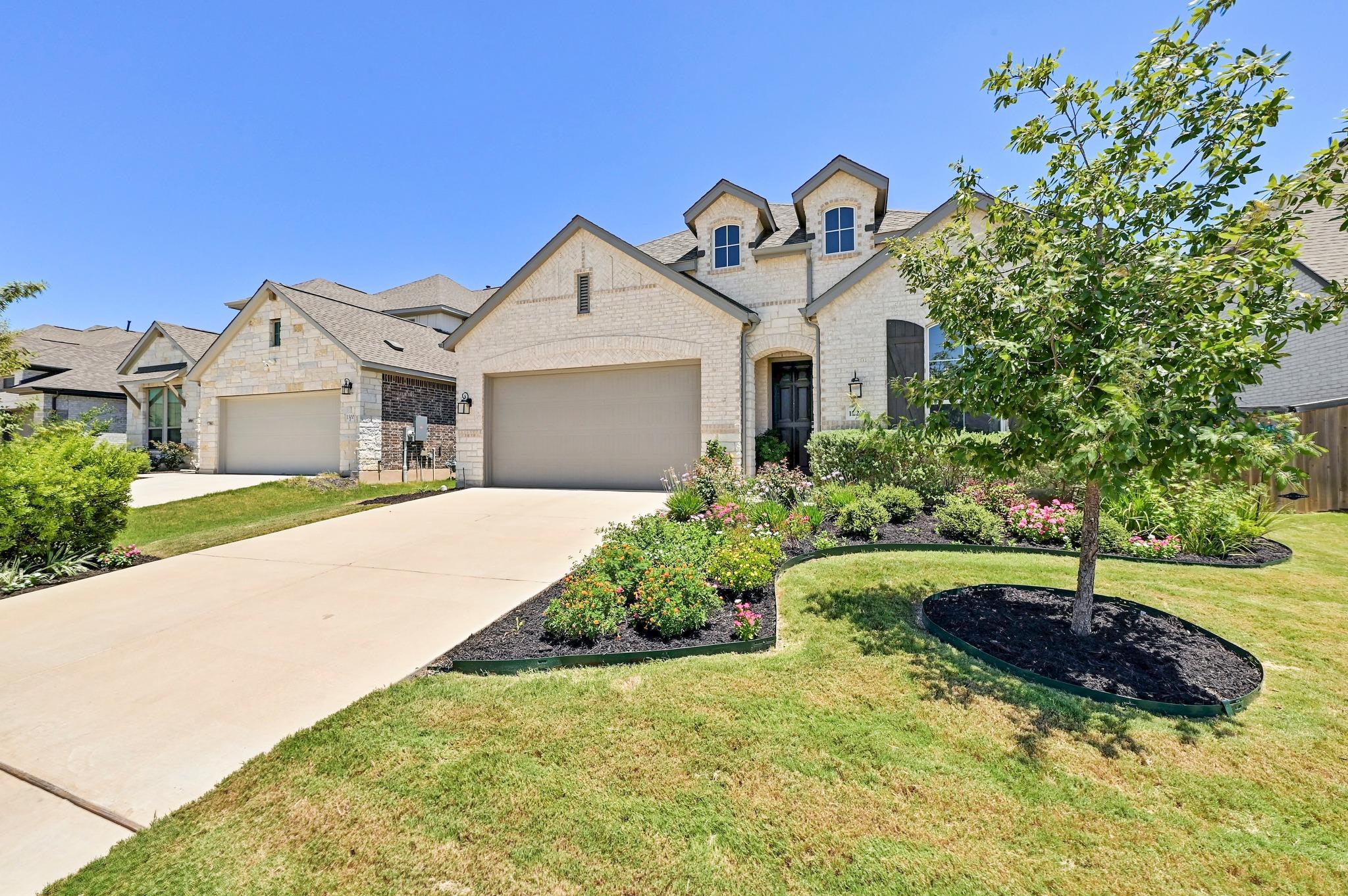 1228 Golden Celebration Bnd Property Photo 1