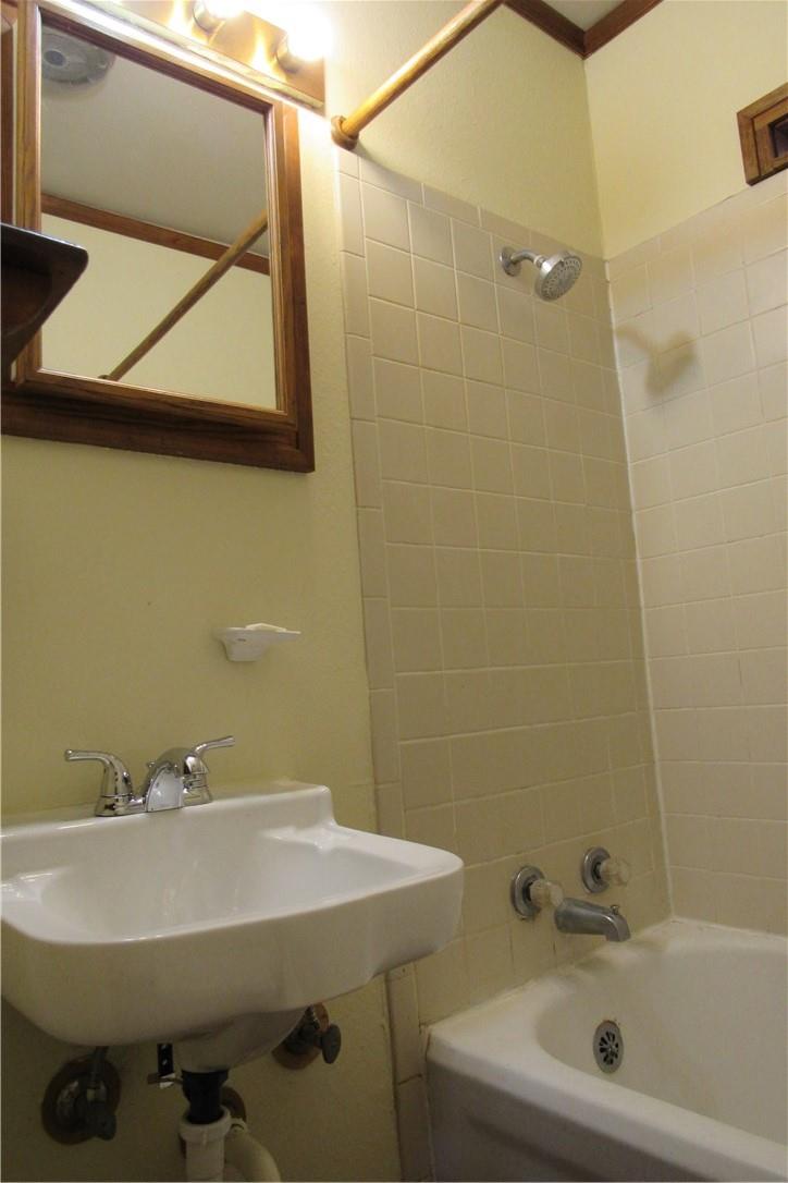 1101 C Maufrais St #c Property Photo 8