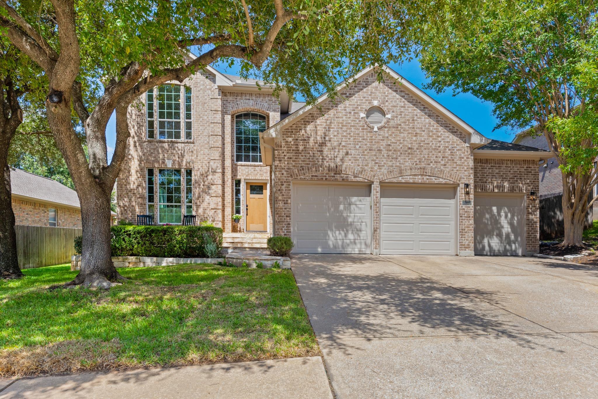1305 Quail Creek Trl Property Photo 2