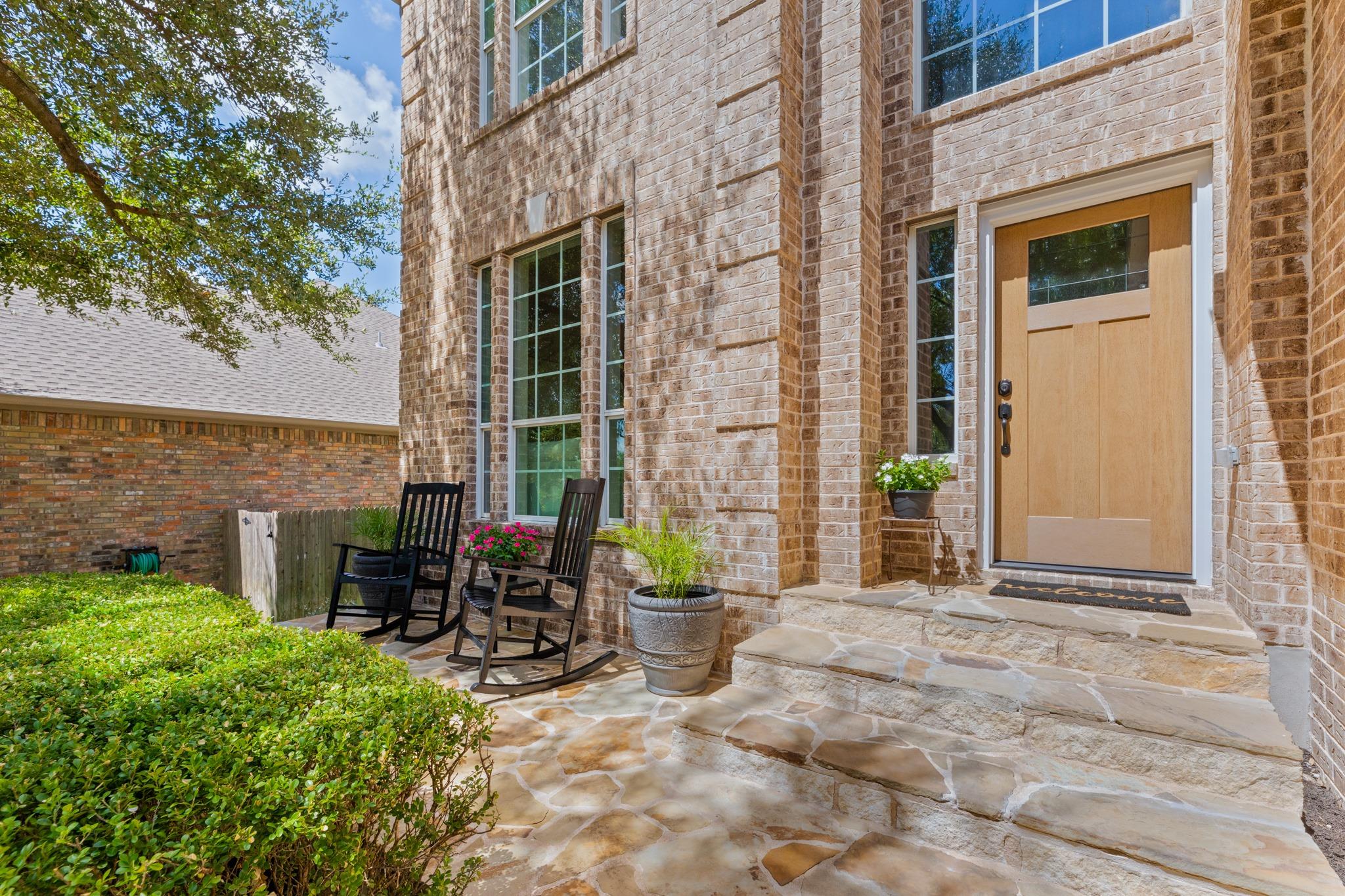 1305 Quail Creek Trl Property Photo 3