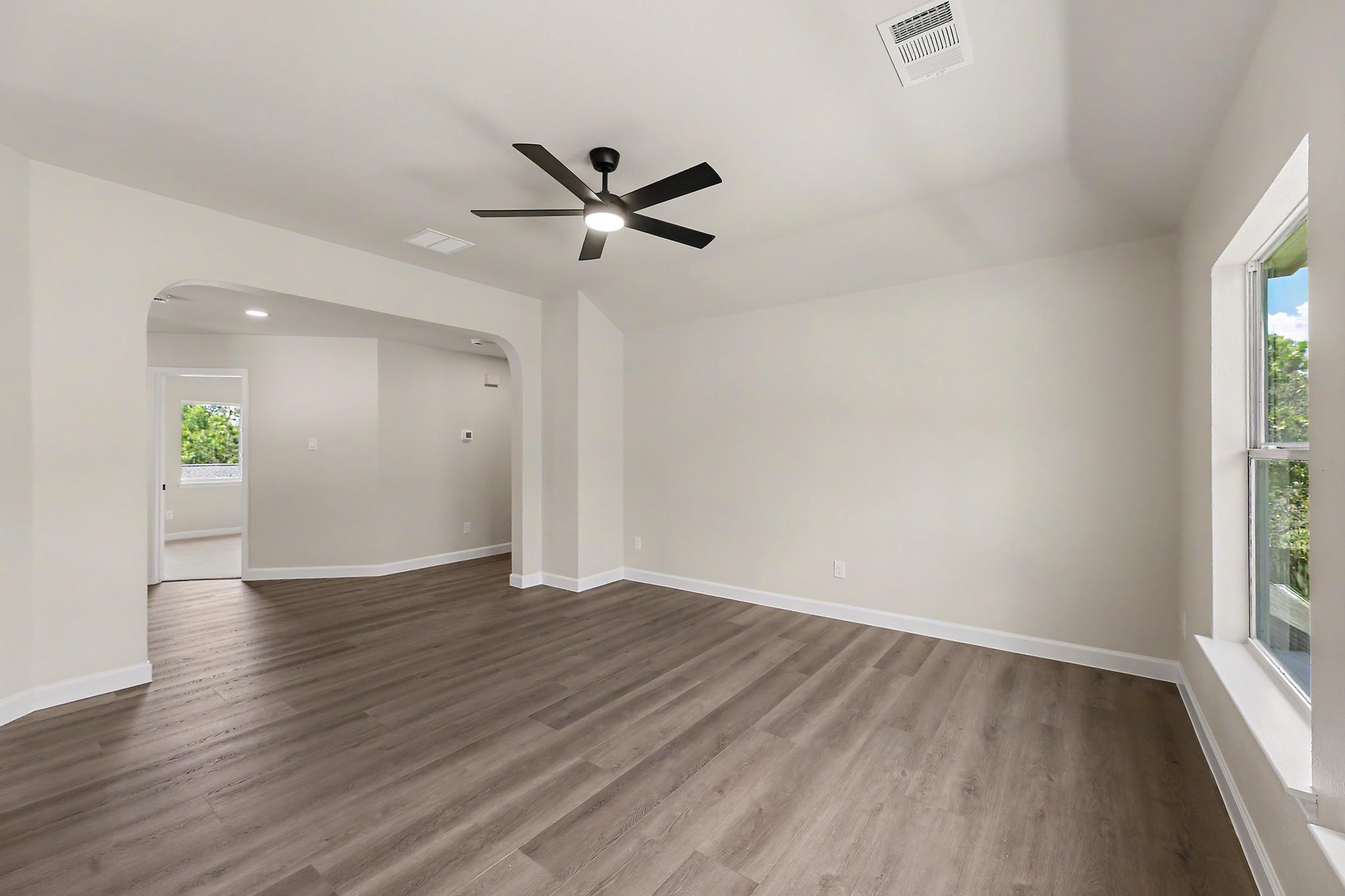 1305 Quail Creek Trl Property Photo 21