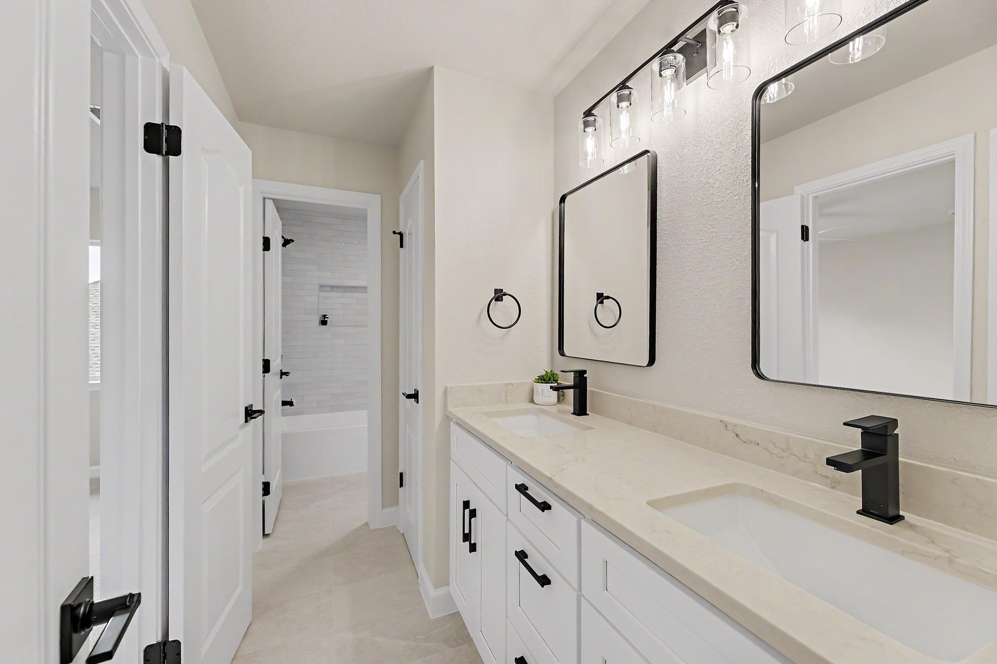 1305 Quail Creek Trl Property Photo 24