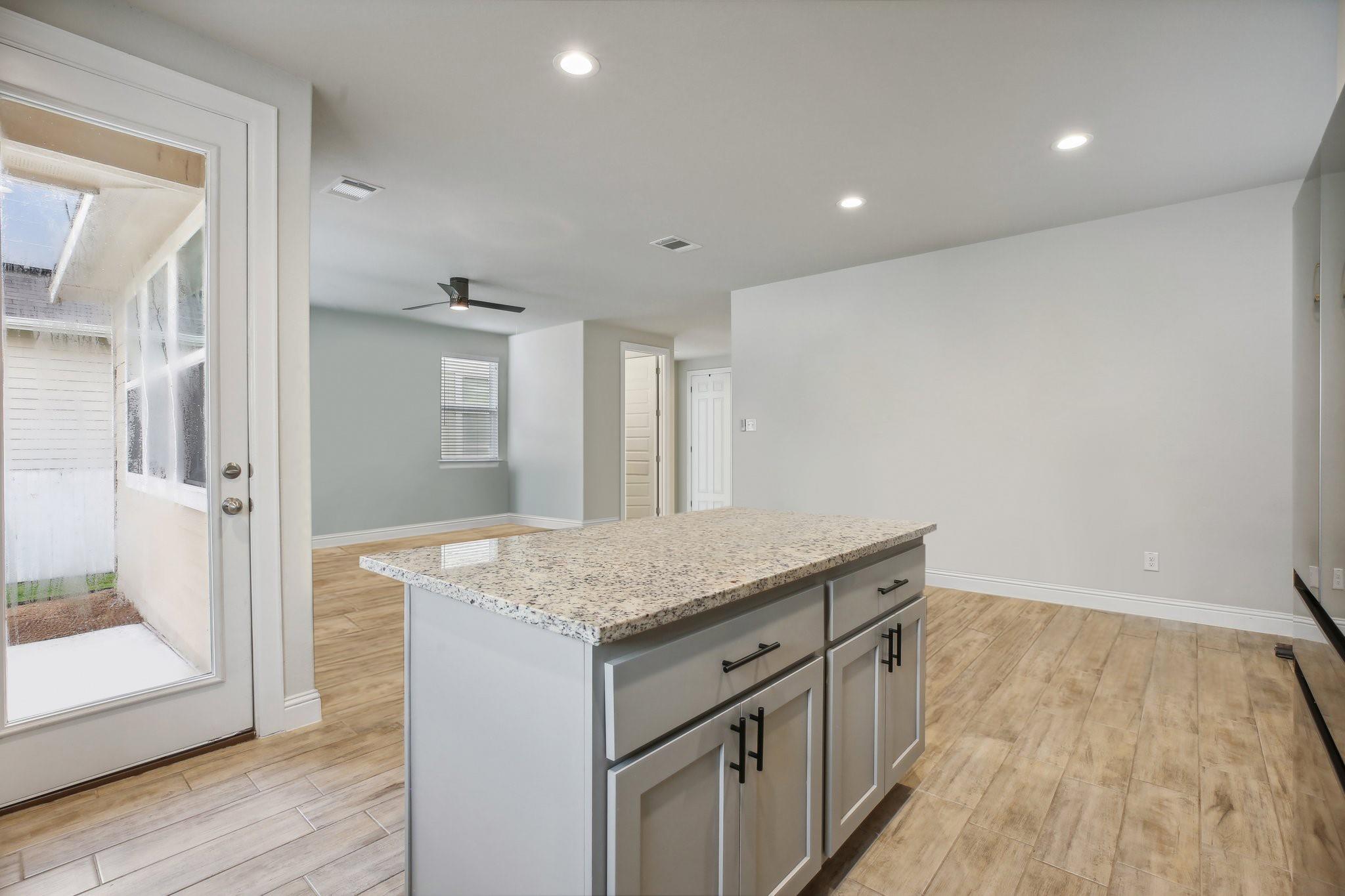 267 Fabion St Property Photo 11