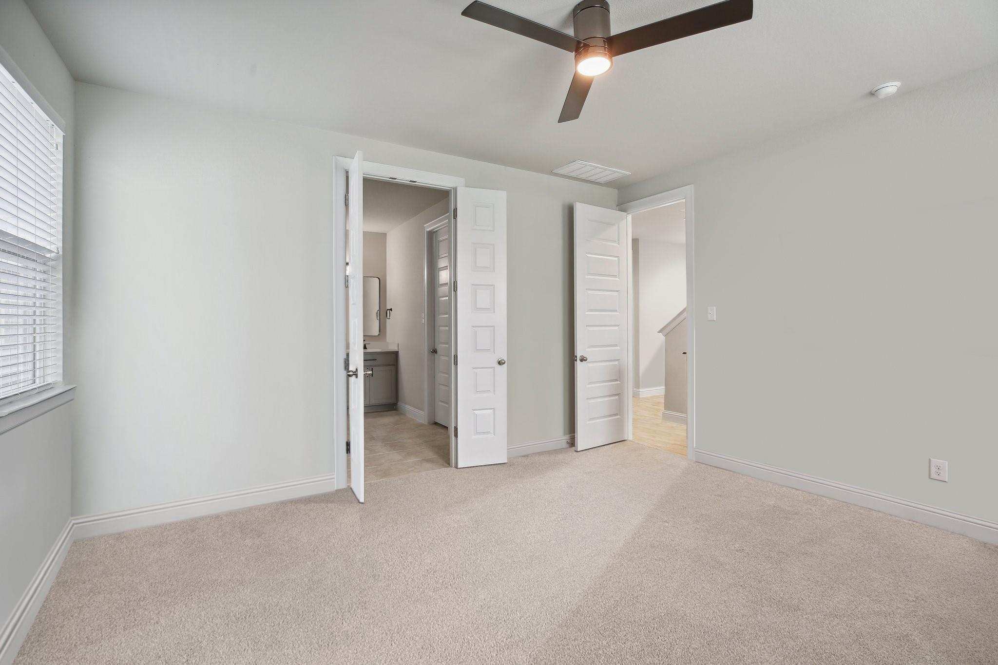 267 Fabion St Property Photo 17