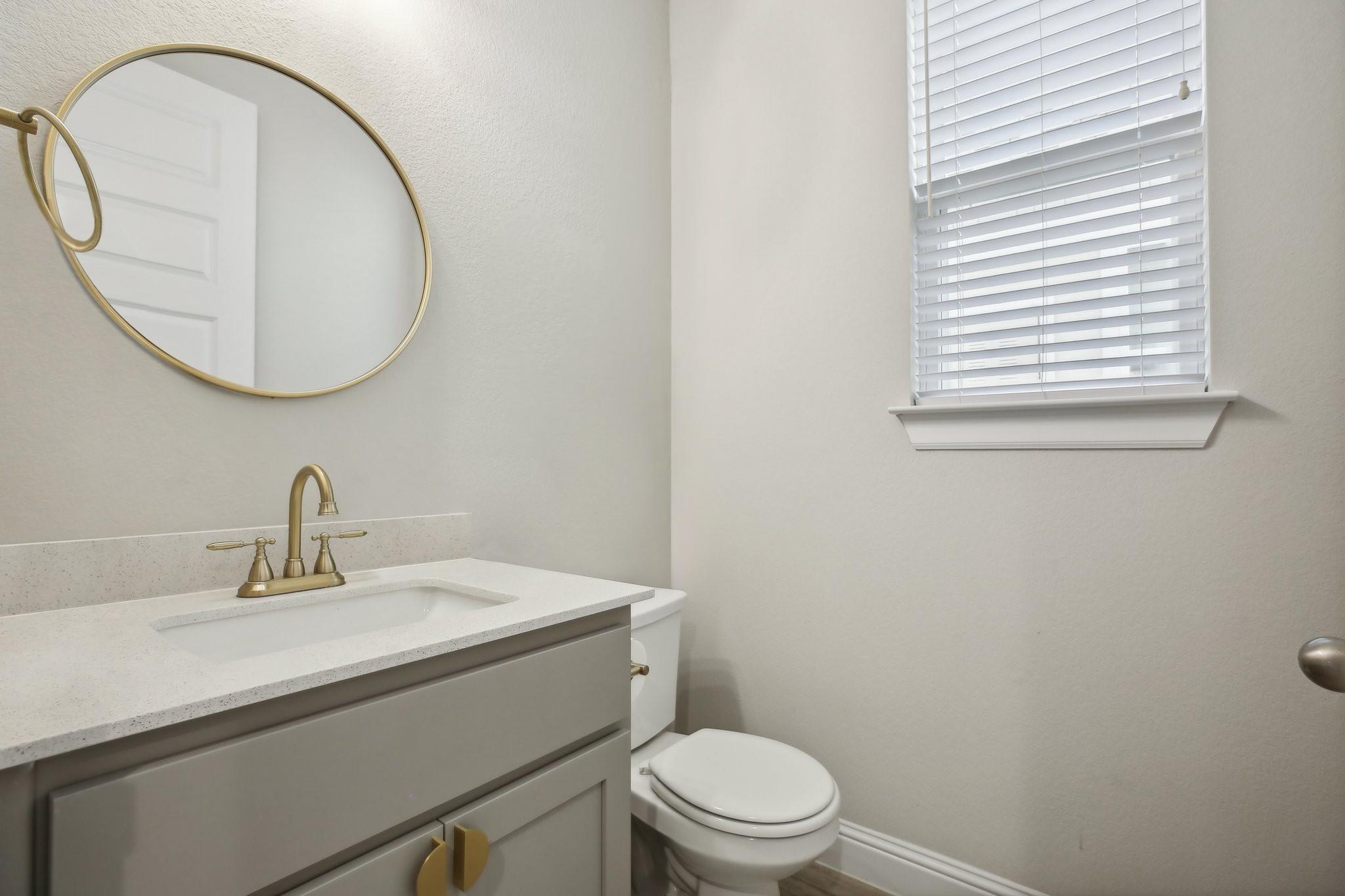 267 Fabion St Property Photo 24