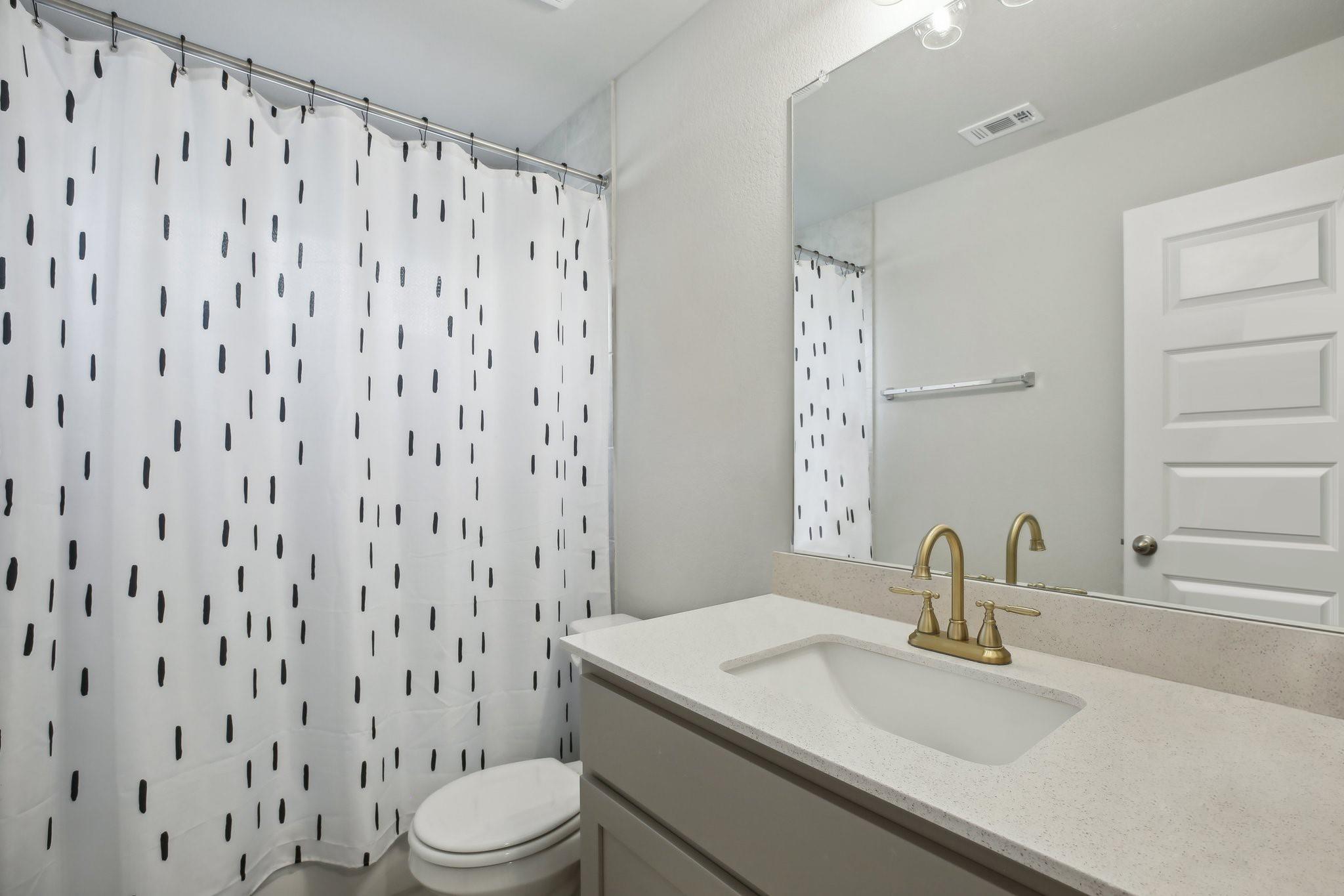 267 Fabion St Property Photo 27