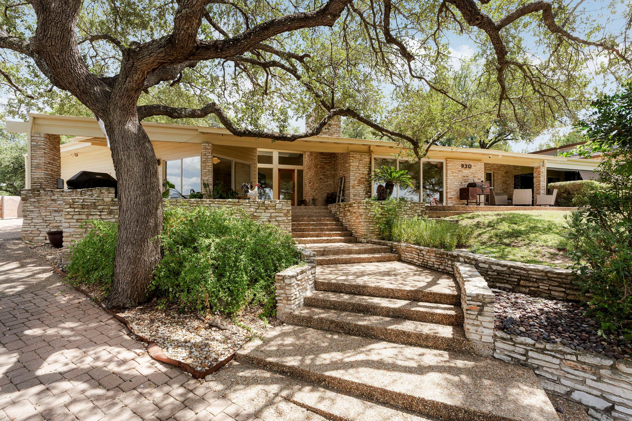 930 Electra None Property Photo 1
