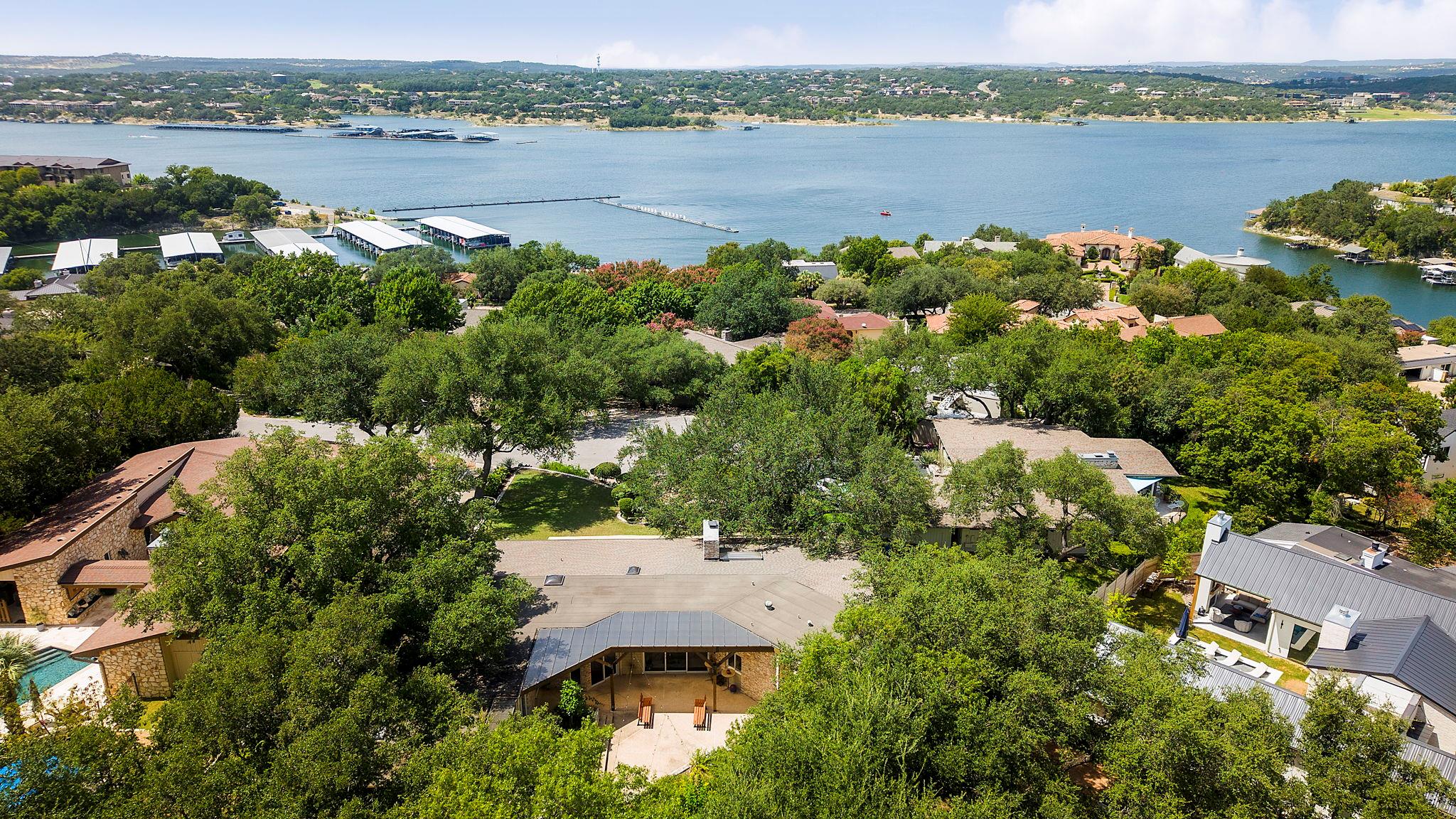 930 Electra None Property Photo 2