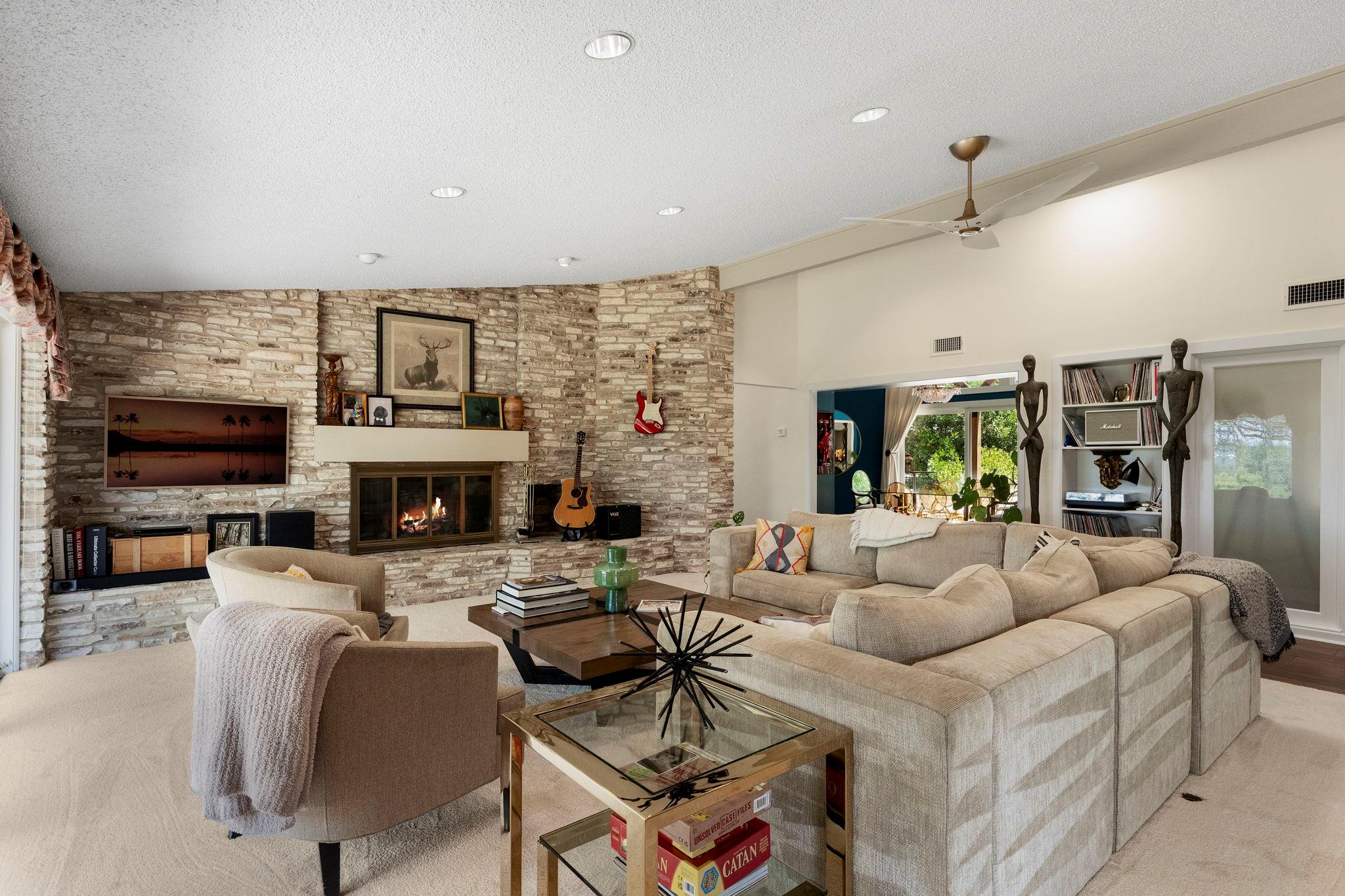 930 Electra None Property Photo 15