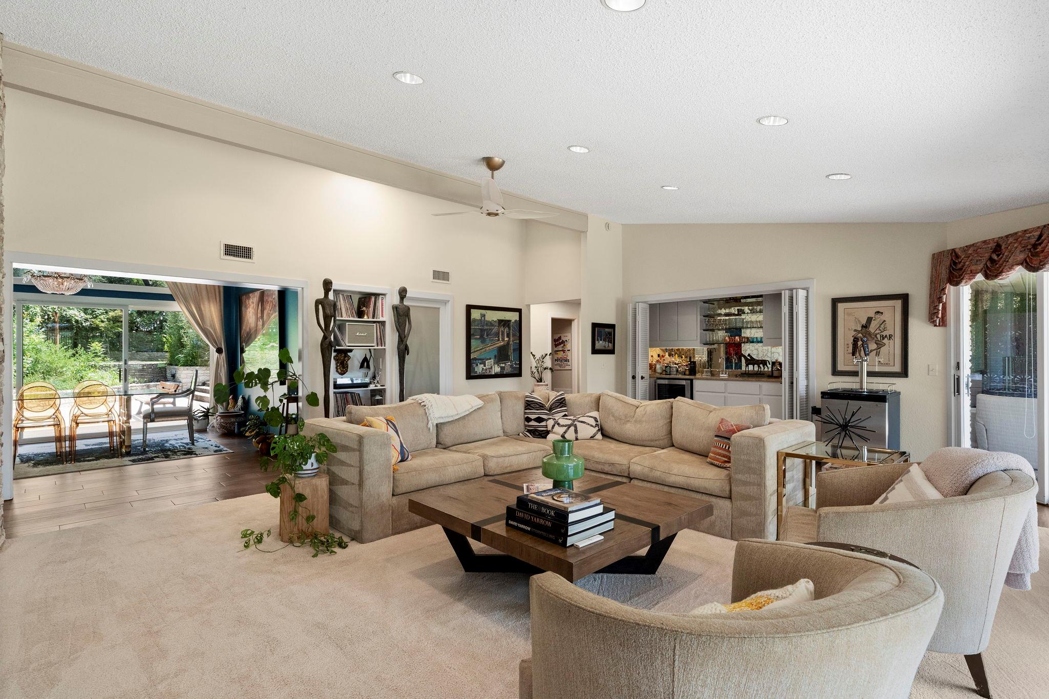 930 Electra None Property Photo 16