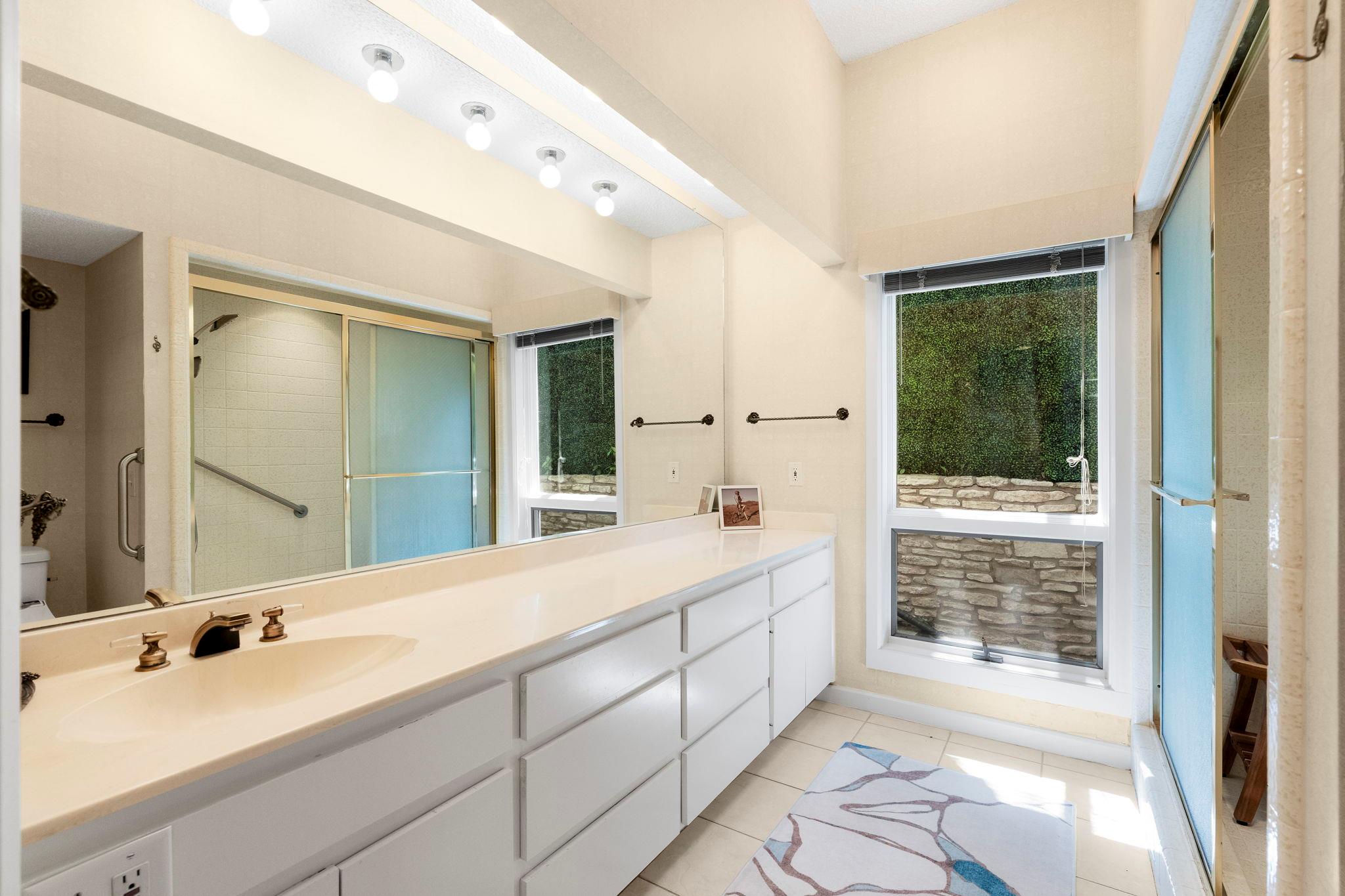 930 Electra None Property Photo 23