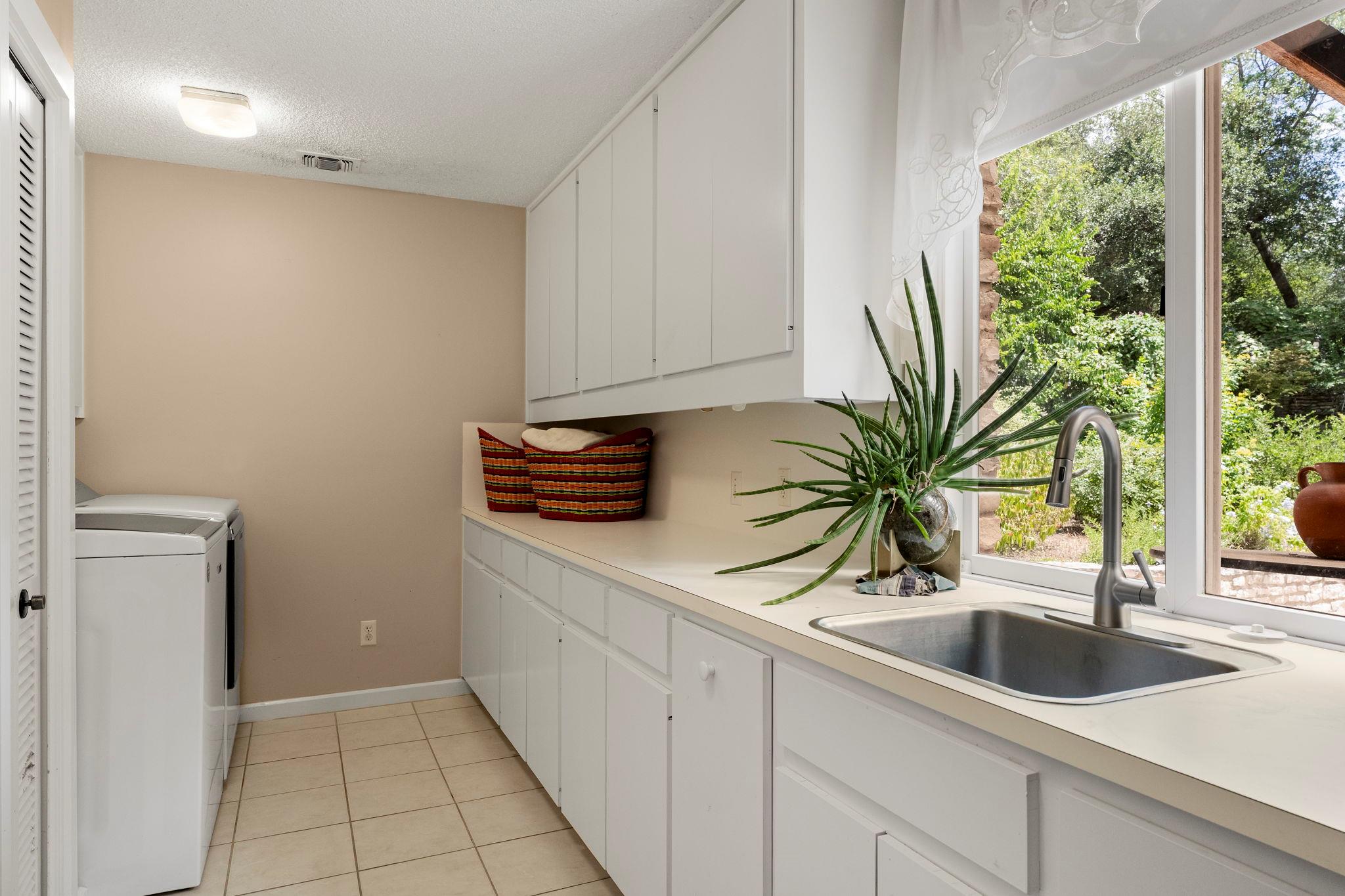 930 Electra None Property Photo 30