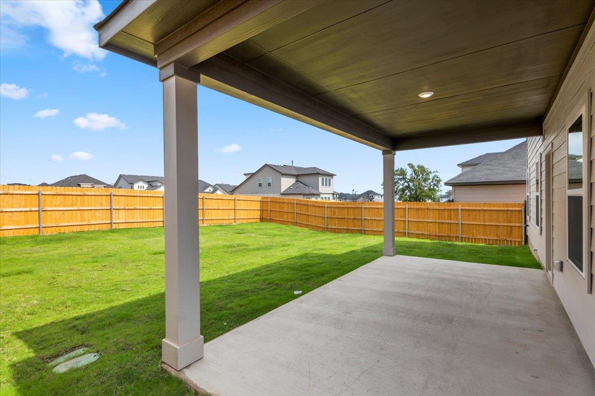 4909 Sea Salt Dr Property Photo 4