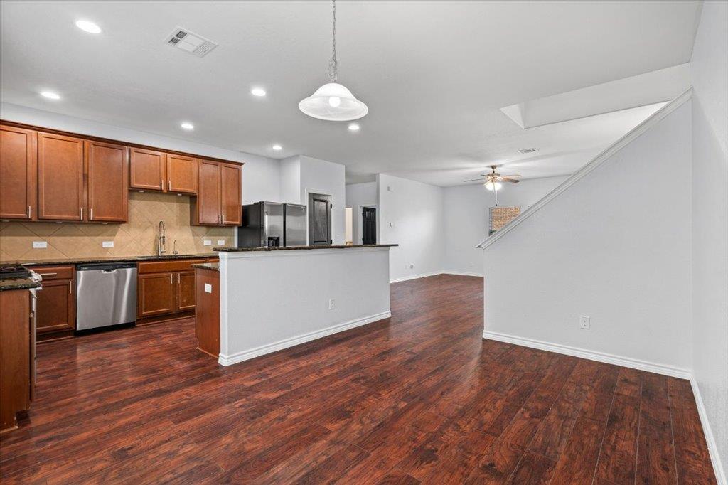 312 Waterloo Dr Property Photo 11
