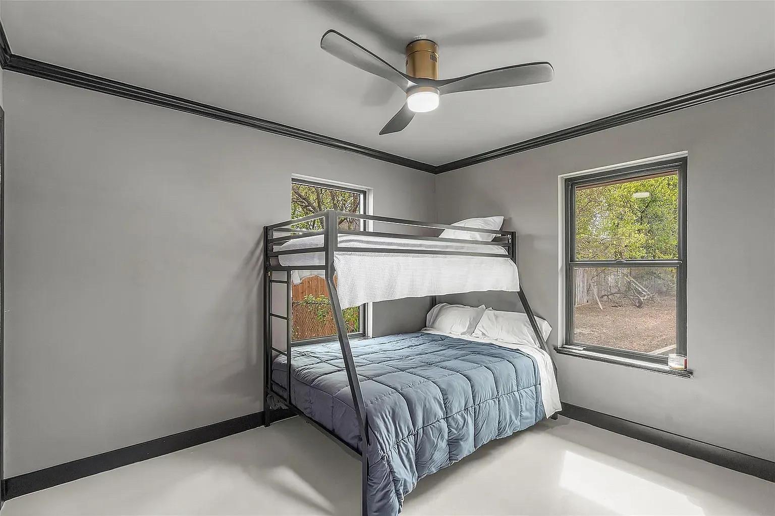 1003 Fauntleroy Trl Property Photo 14