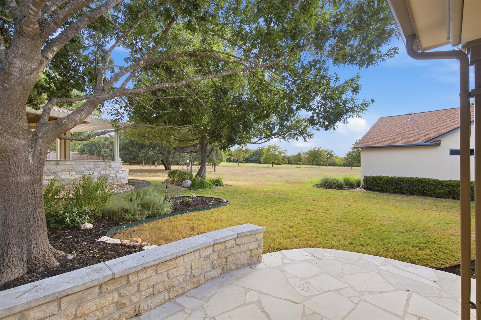 100 Dawson Trl Property Photo 1