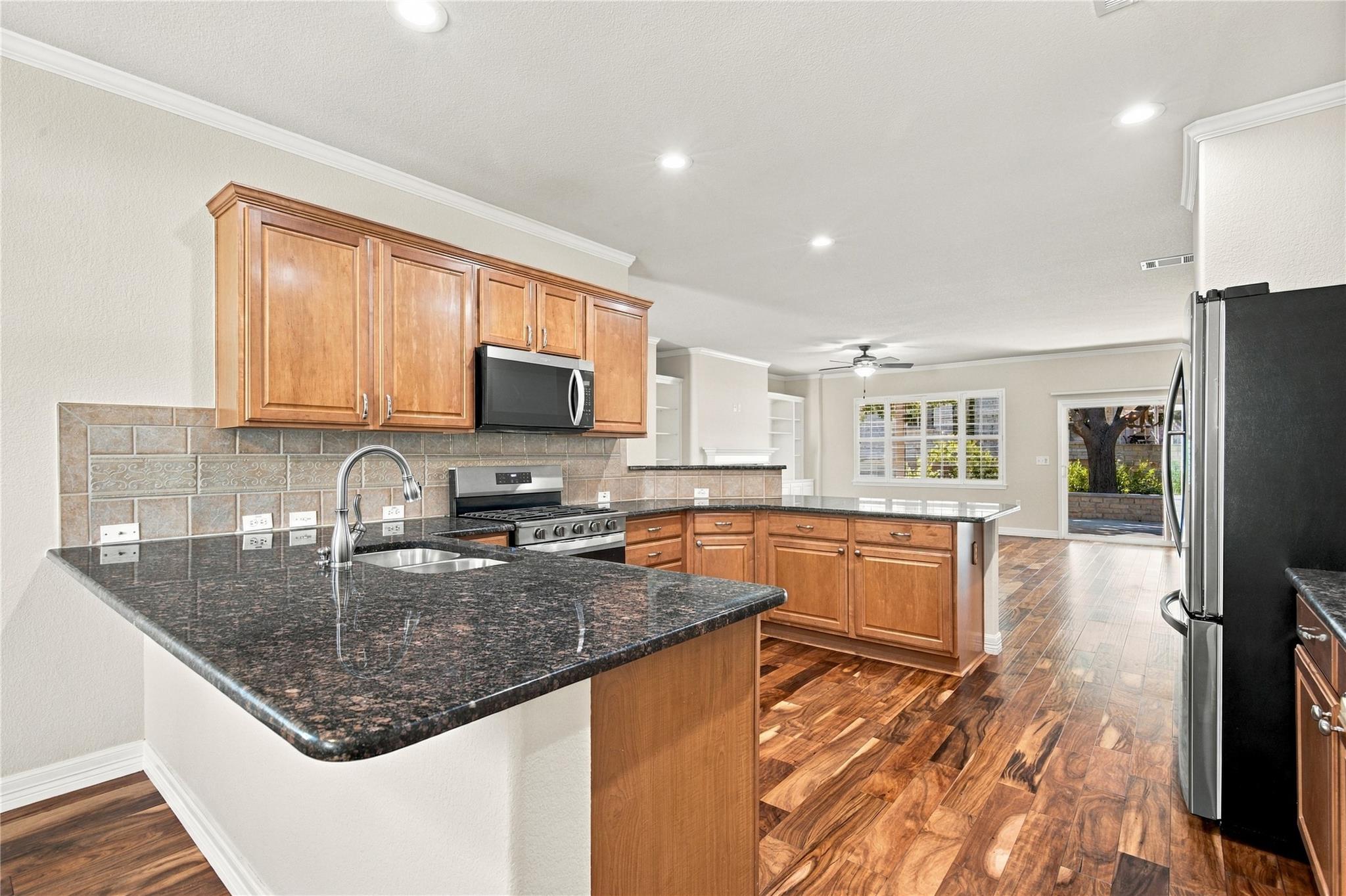 100 Dawson Trl Property Photo 12