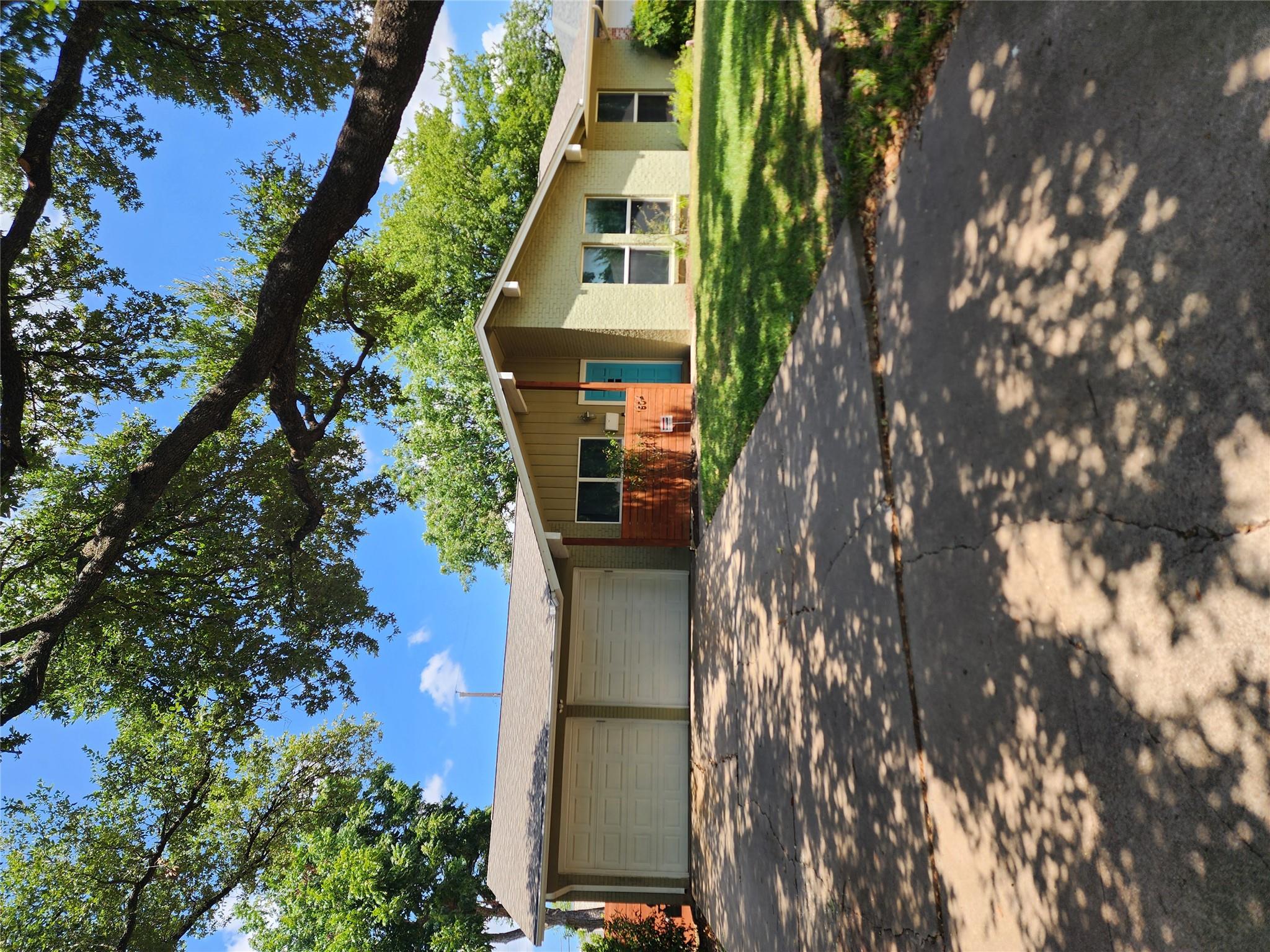 1804 Kingwood Cv Property Photo 2