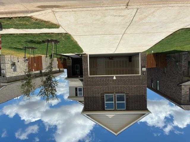 4040 Terracina Dr Property Photo 2