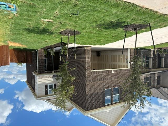 4040 Terracina Dr Property Photo 4