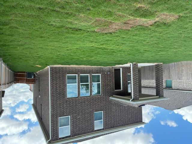 4040 Terracina Dr Property Photo 15