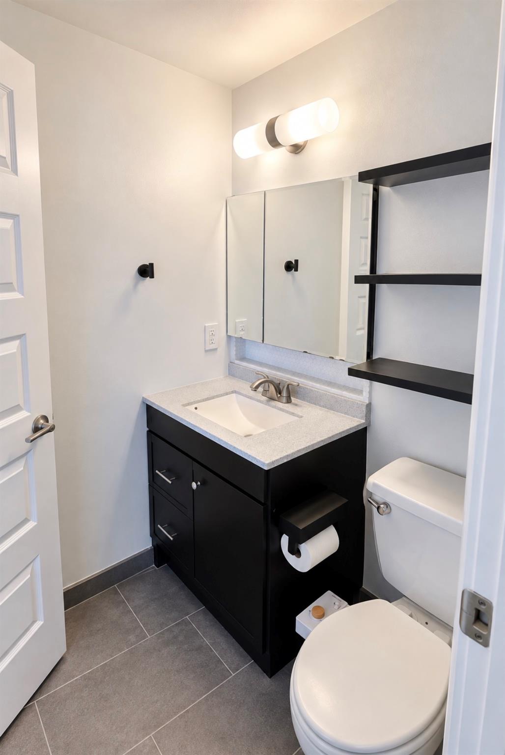 5802 Circulo Dr #4d Property Photo 13